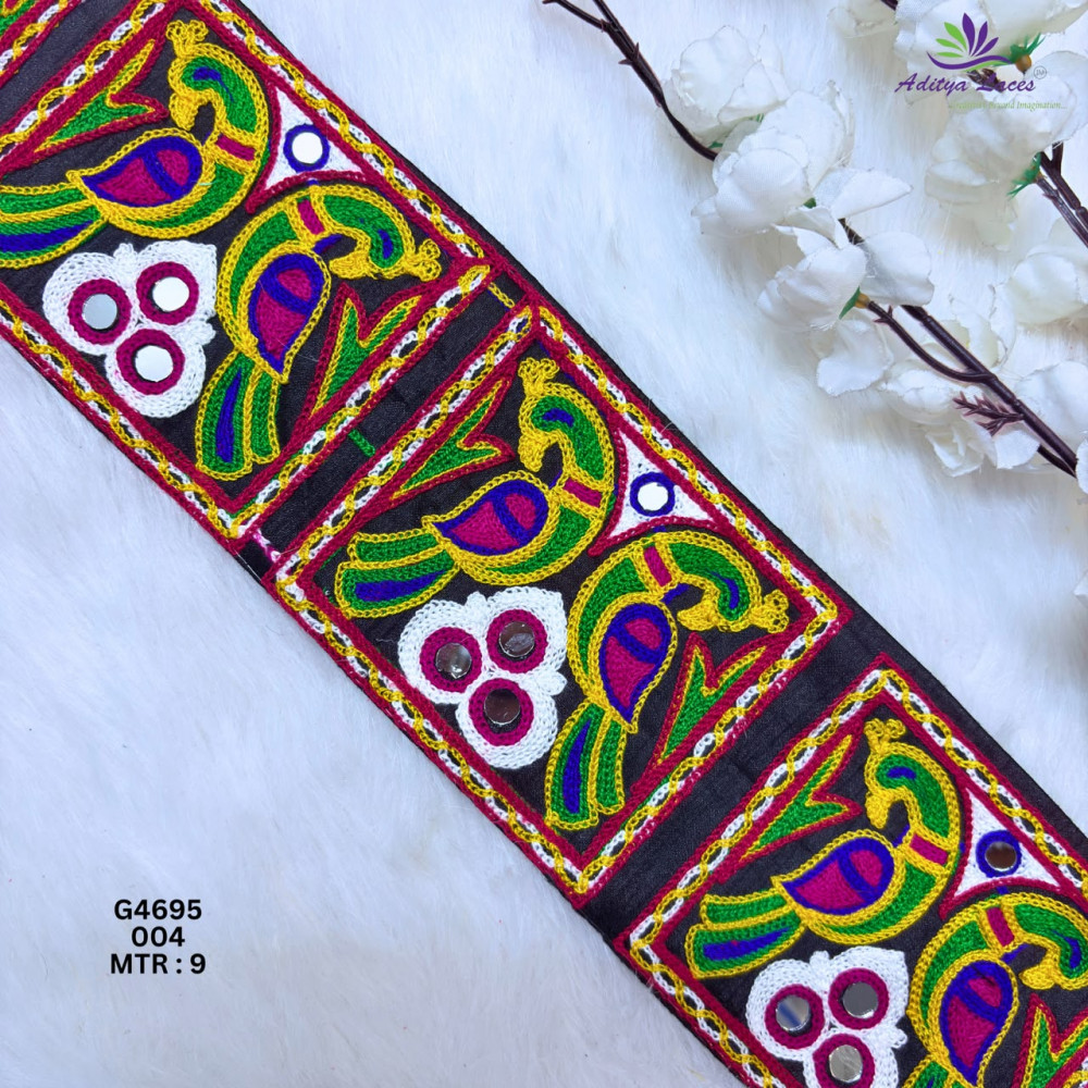 Image of Designer Wide Peacock Motif Mirror Gamthi Lace Border for Sarees &amp; Ethnic Wear – Traditional Embroidery Trim