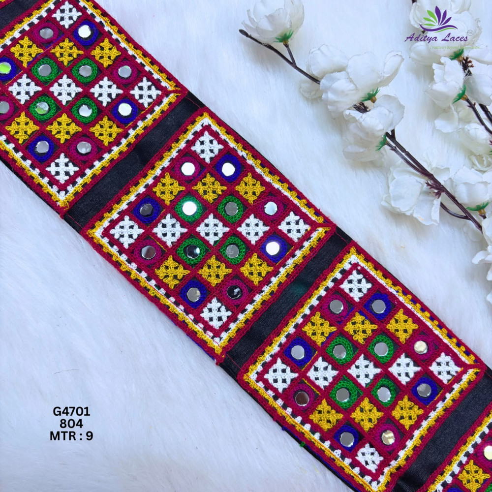Image of Designer Wide Geometric Square Block Mirror Gamthi Lace Border for Sarees &amp; Ethnic Wear – Traditional Embroidery Trim G4701