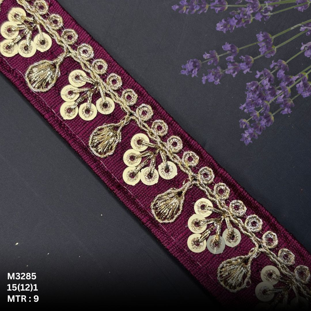 Handcrafted Decorative Beads Lace for Fashion Accessories