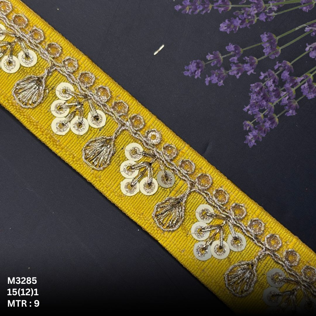 Handcrafted Decorative Beads Lace for Fashion Accessories