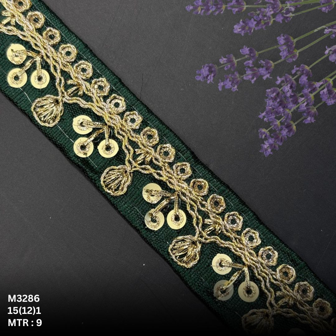 Graceful Designer Saree Lace for Garment Decoration