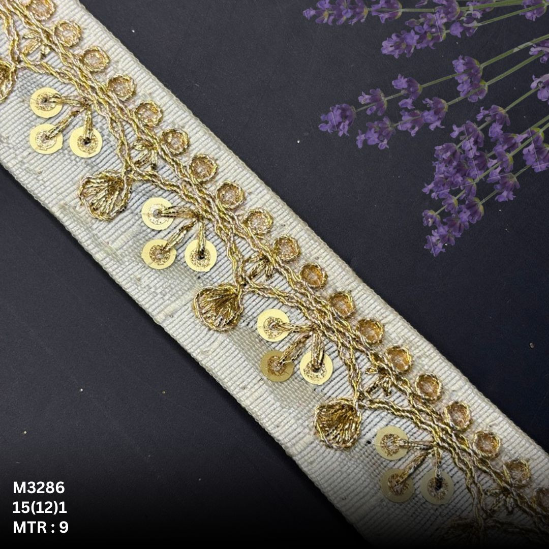 Graceful Designer Saree Lace for Garment Decoration