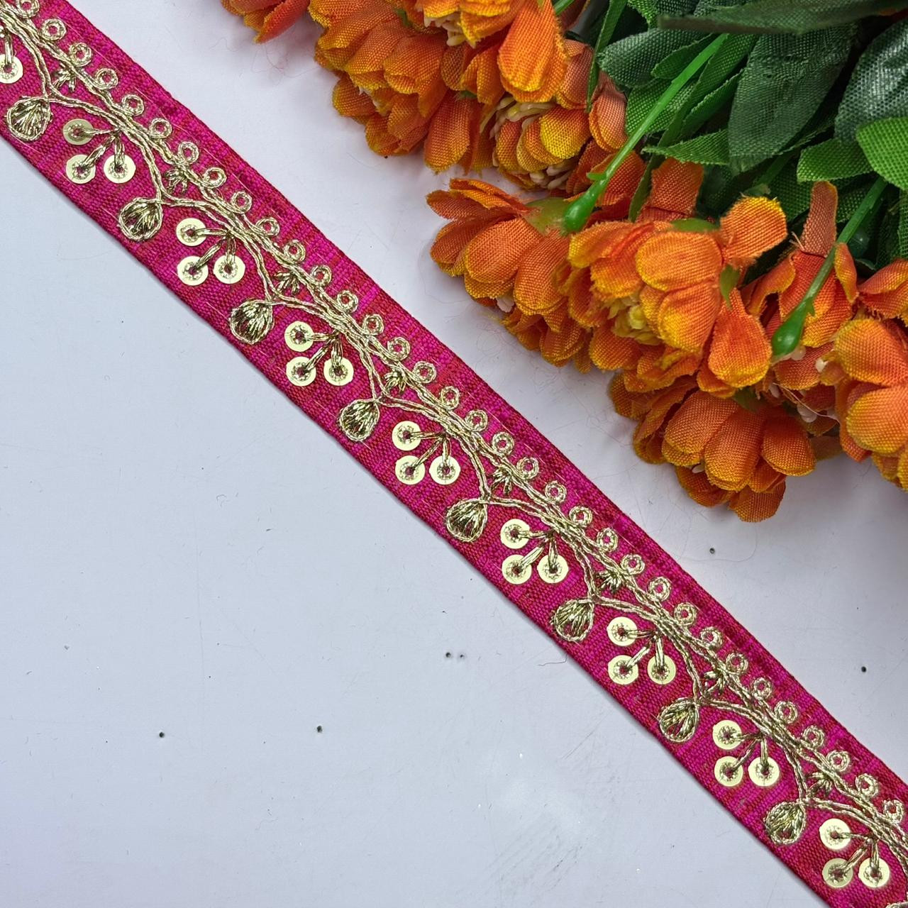 Graceful Designer Saree Lace for Garment Decoration