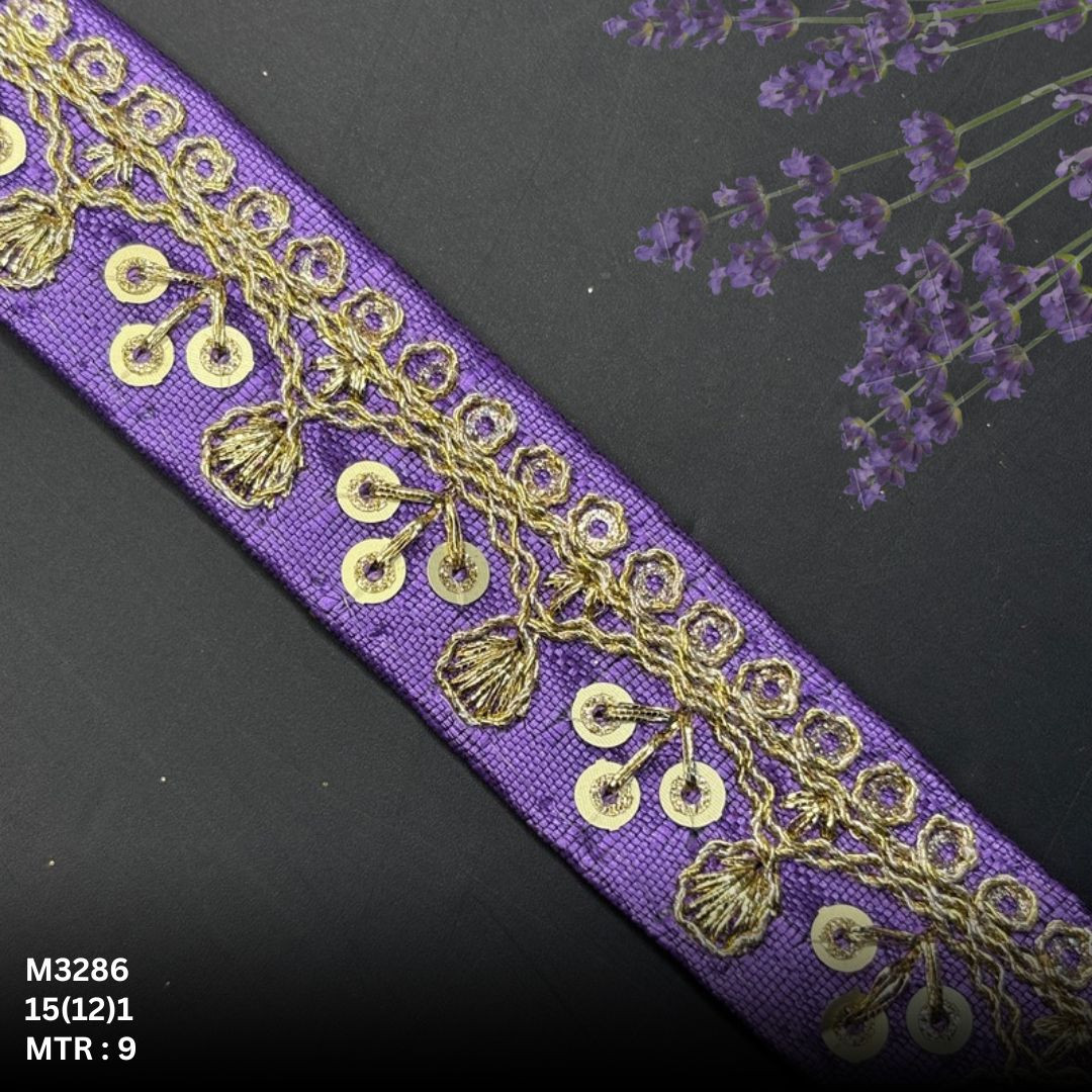 Graceful Designer Saree Lace for Garment Decoration