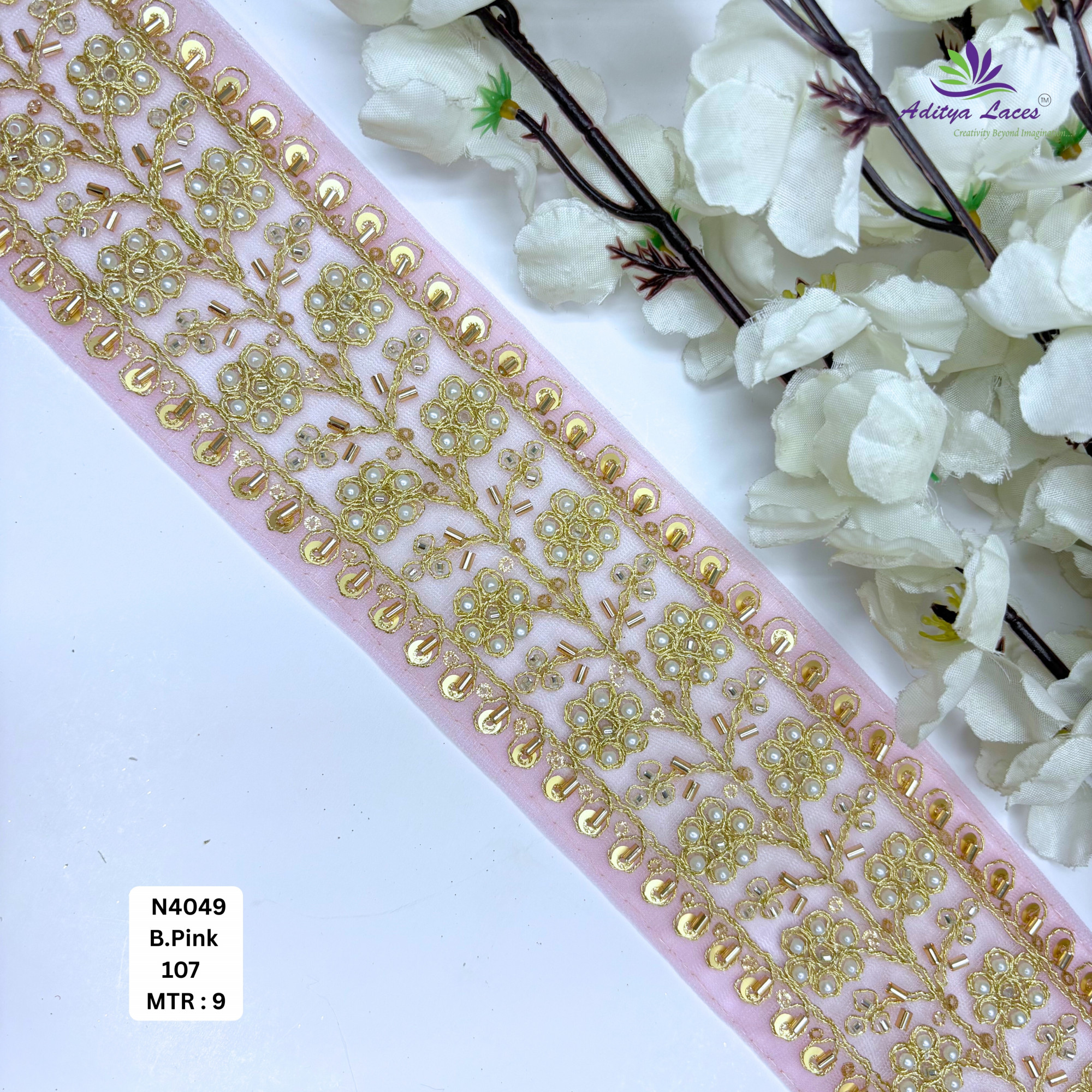 Handcrafted Decorative Pearl Lace Trim for Fashion Accessories