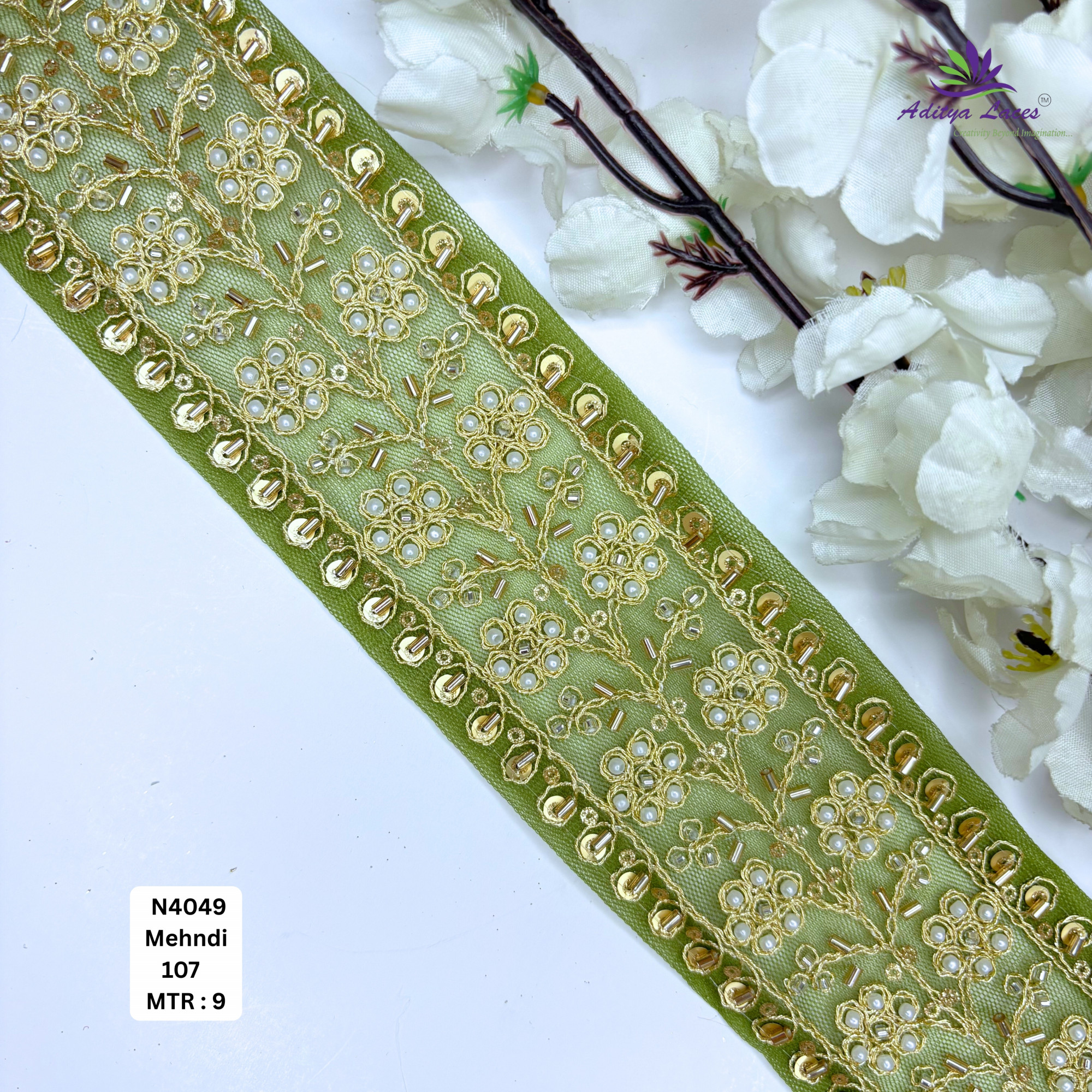 Handcrafted Decorative Pearl Lace Trim for Fashion Accessories