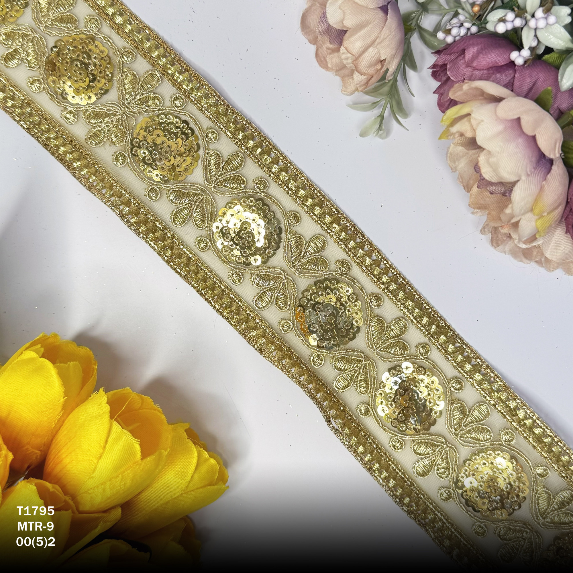 Luxury Decorative Embroidery Trim for Ethnic Dresses
