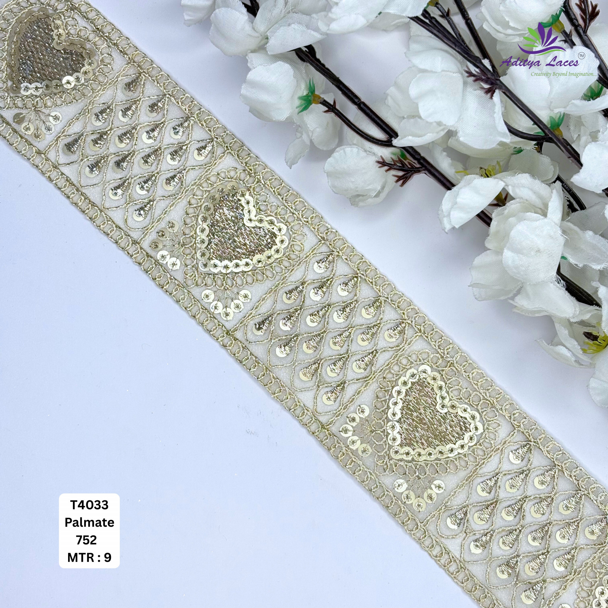 Decorative Silver Embroidery Lace Trim for Saree Garments