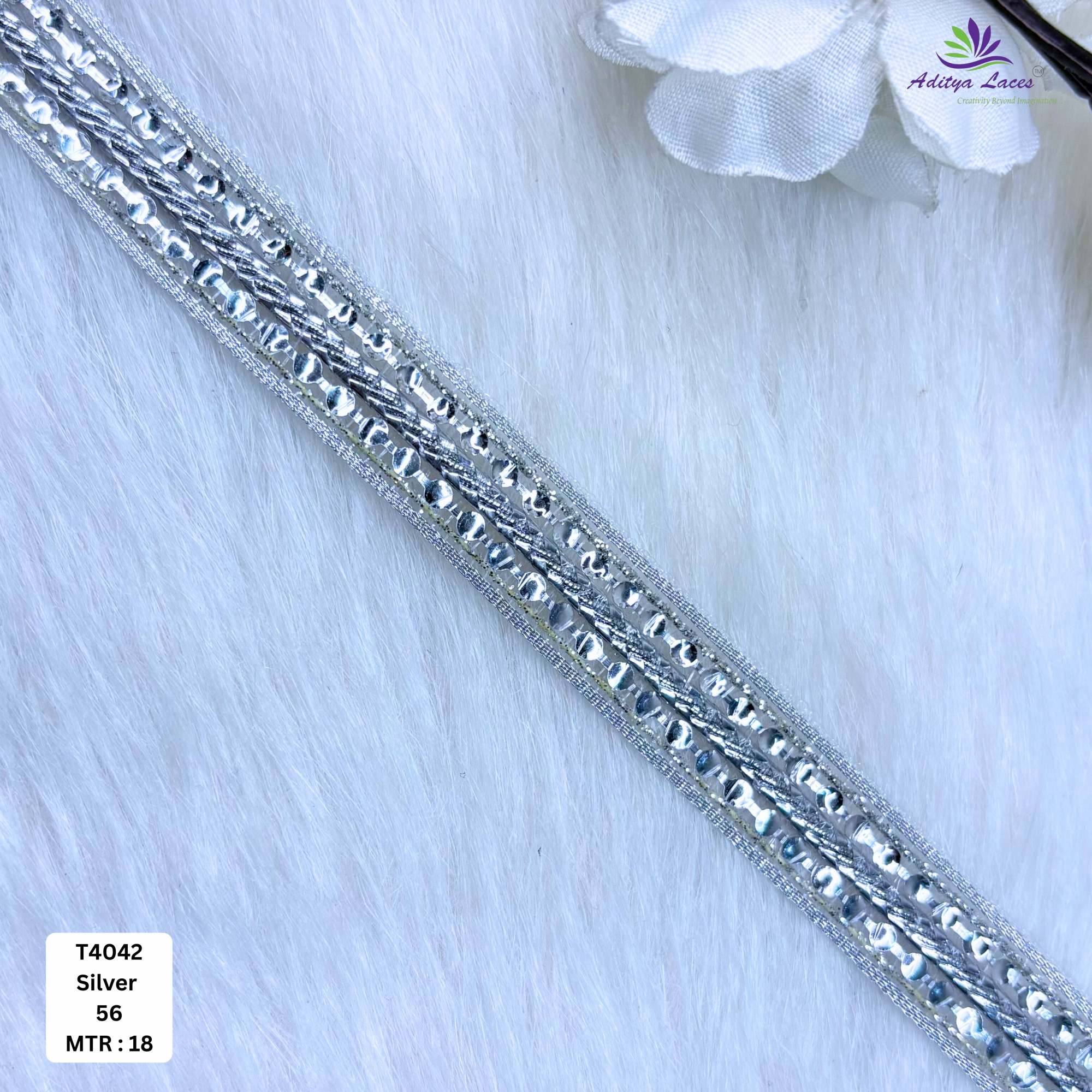 Elegant Silver Embroidery Lace Trim for Saree Garments