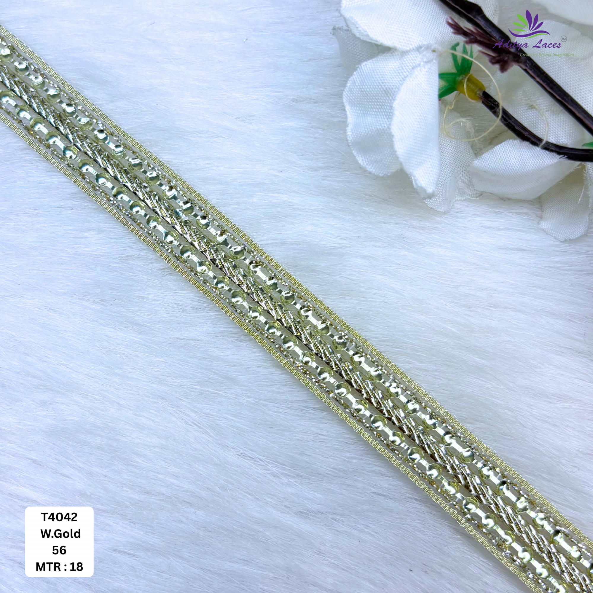 Elegant Silver Embroidery Lace Trim for Saree Garments