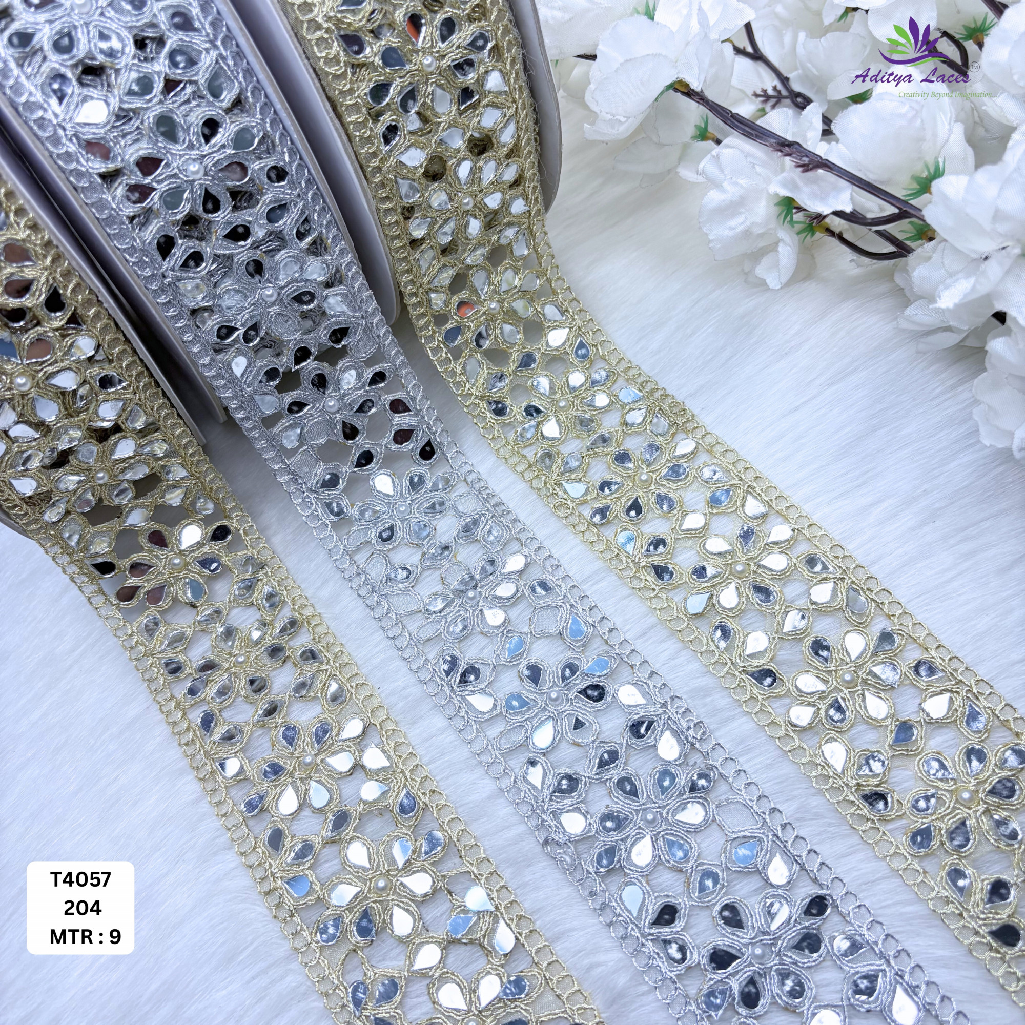 Decorative Silver Embroidery Lace Trim for Saree Garments