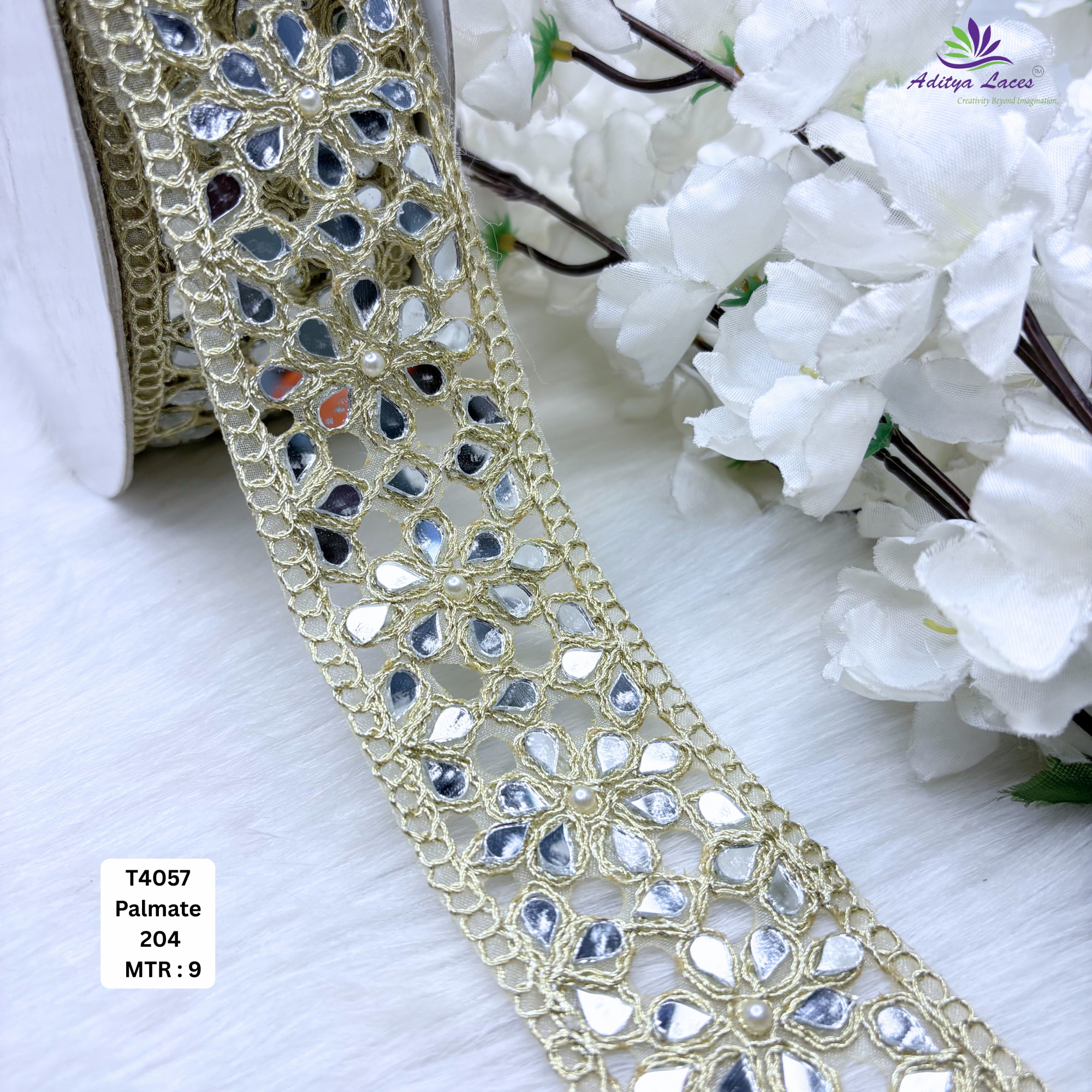 Decorative Silver Embroidery Lace Trim for Saree Garments