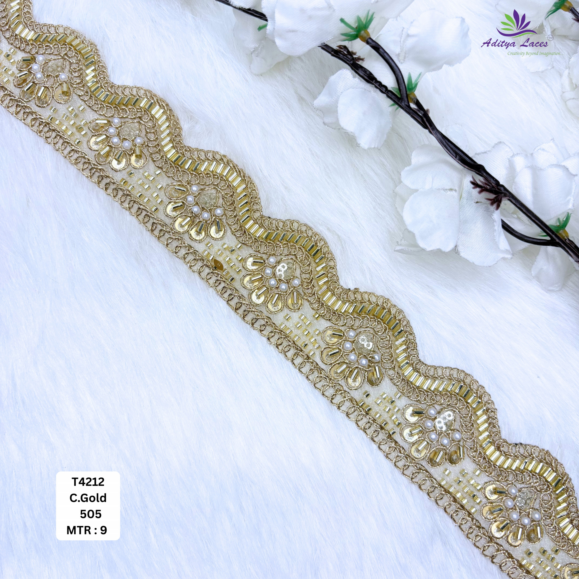 Decorative Silver Embroidery Lace Trim for Saree Garments
