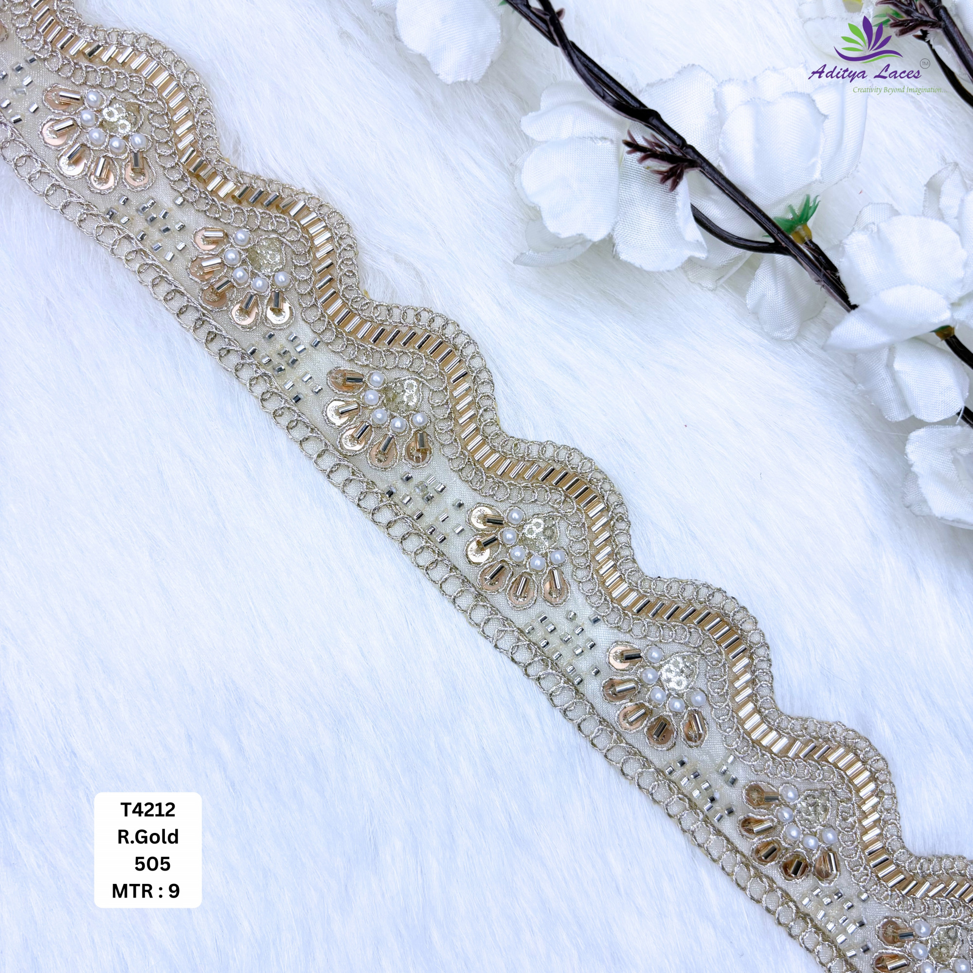 Decorative Silver Embroidery Lace Trim for Saree Garments