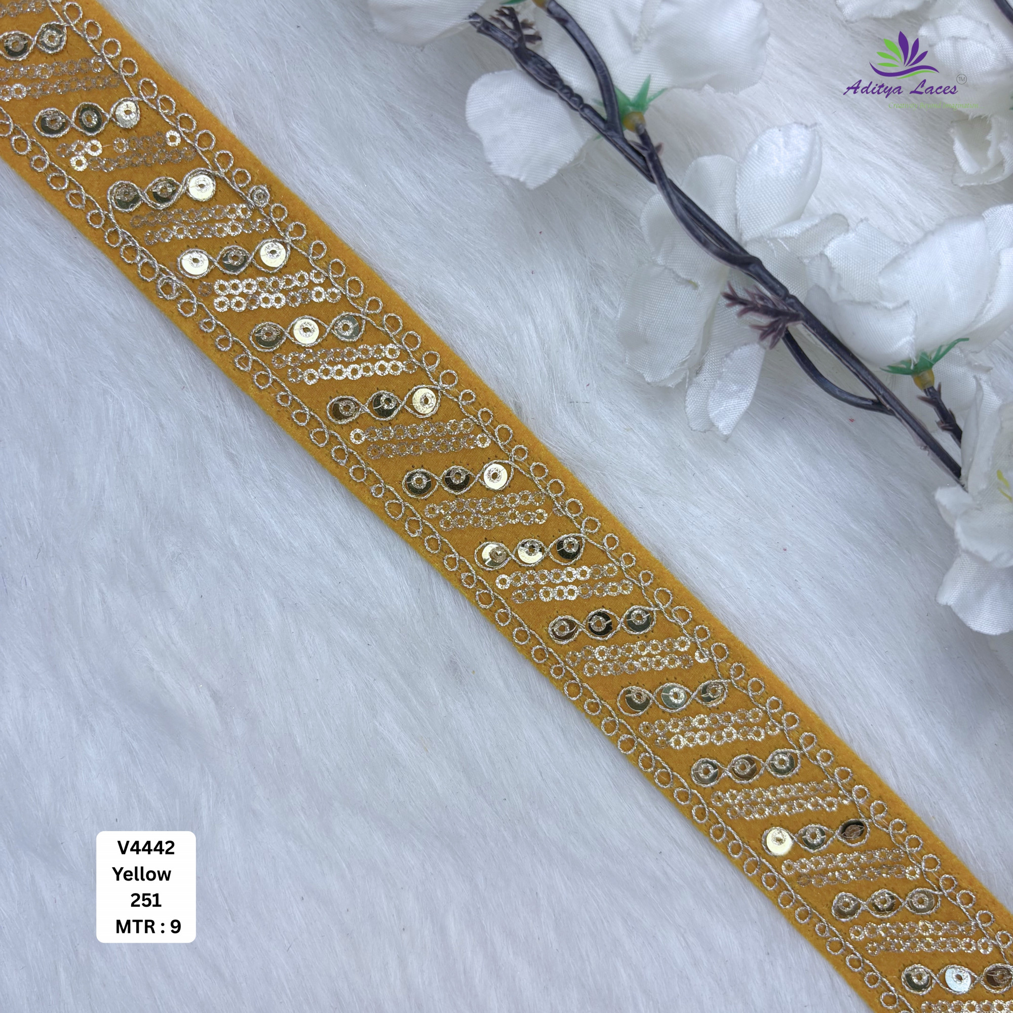 Velvet Sequin Embroidery Lace Trim Designer Saree Border Bridal Beads Lace Decorative Fashion Trim