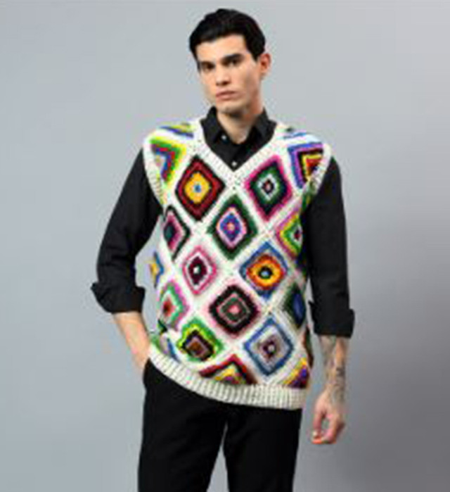 10% off on orders above INR 999