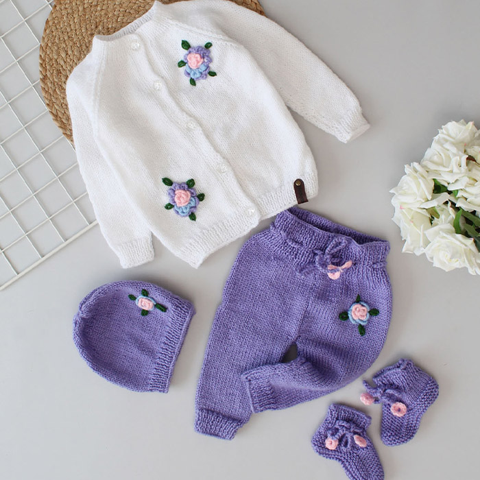 handknitted kids winterwear