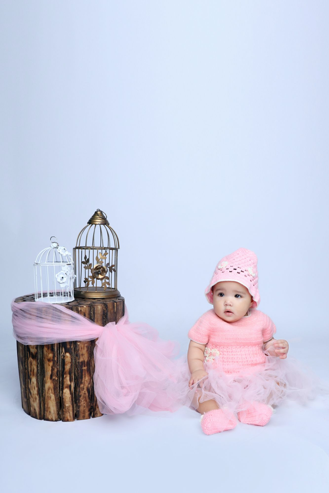 Woonie Solid Colour Handmade Short Sleeves Dress With Cap & Booties - Pink