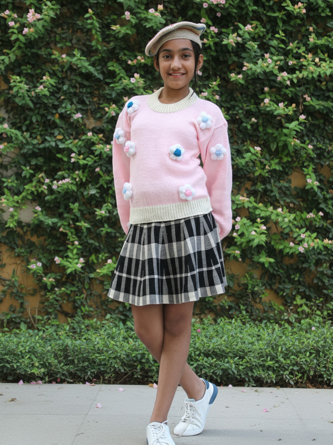 Woonie Handknitted Full Sleeves 3D Floral Detailed Sweater - Pink