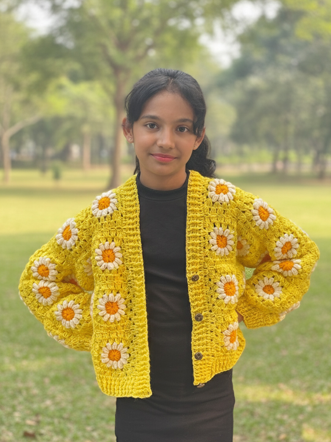 Woonie Handknitted Full Sleeves Daisy Floral Detailed Cardigan - Yellow