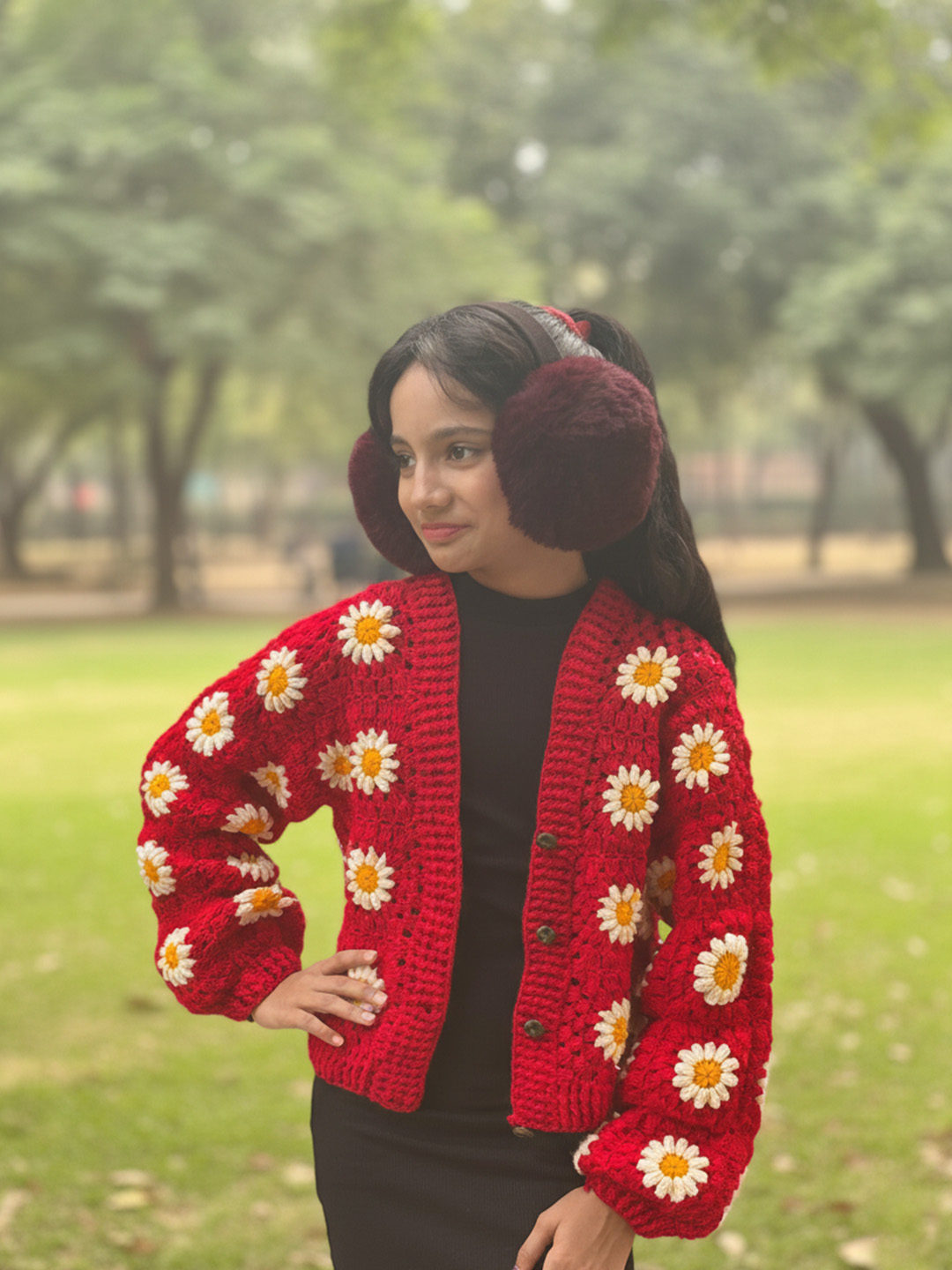 Woonie Handknitted Full Sleeves Daisy Floral Detailed Cardigan - Red