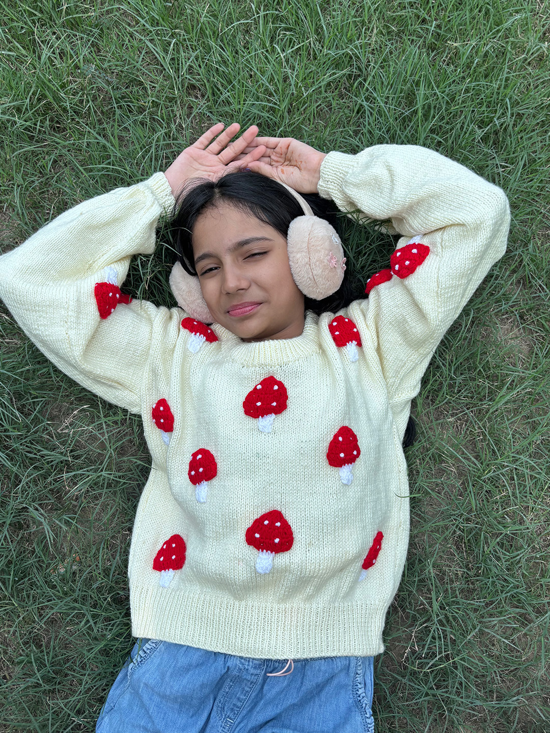 Woonie Mushroom Applique Korean Style Pullover - Cream