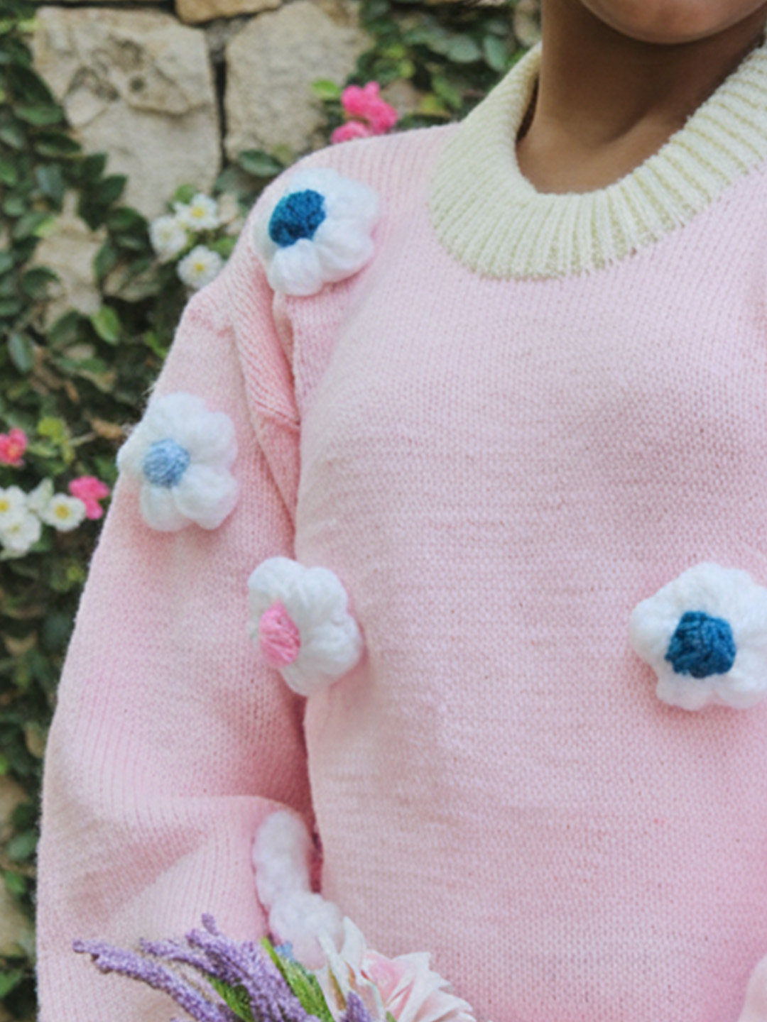 Woonie Handknitted Full Sleeves 3D Floral Detailed Sweater - Pink