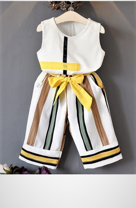 Beautiful Printed Set With Belt