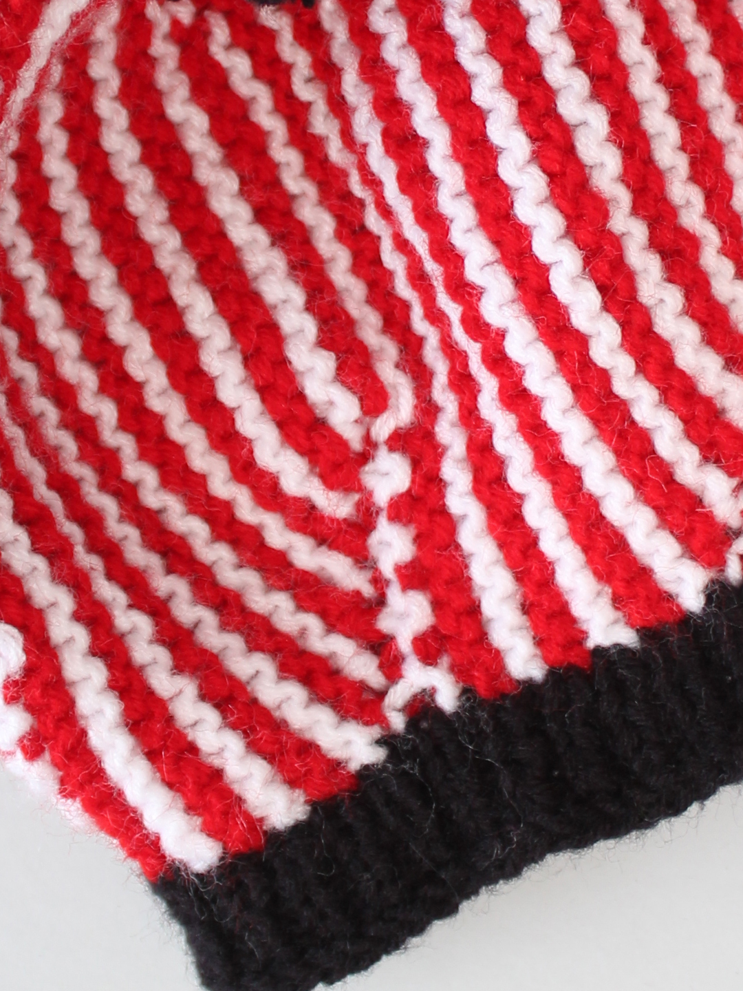 Beret Hat with Pom Pom for Kids - Red and Black