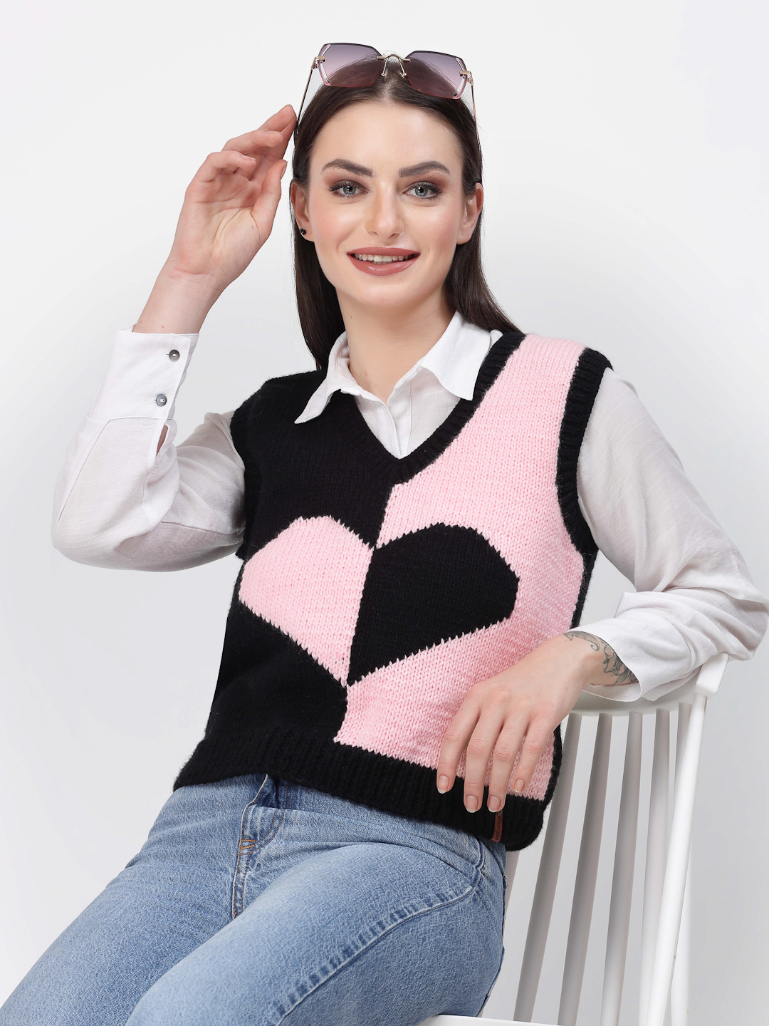 Handknitted Heart Knit Cute Sweater Vest for Women - Black