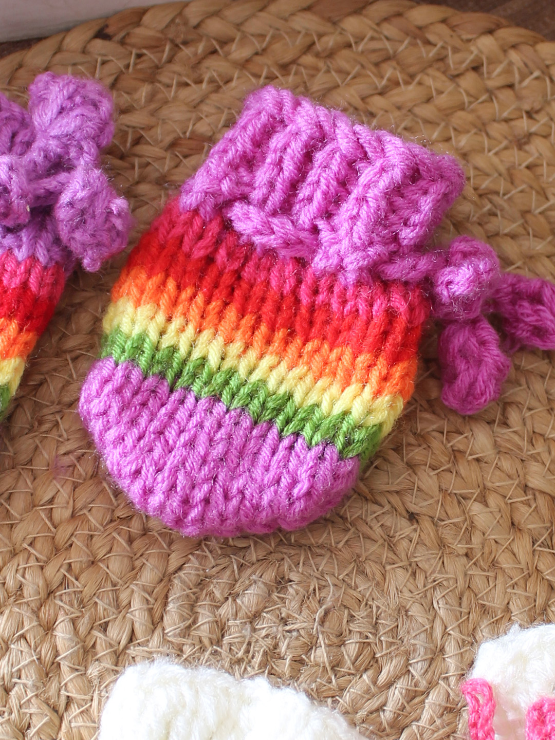 Woonie Handknitted Self Design Mittens (Set of 2)