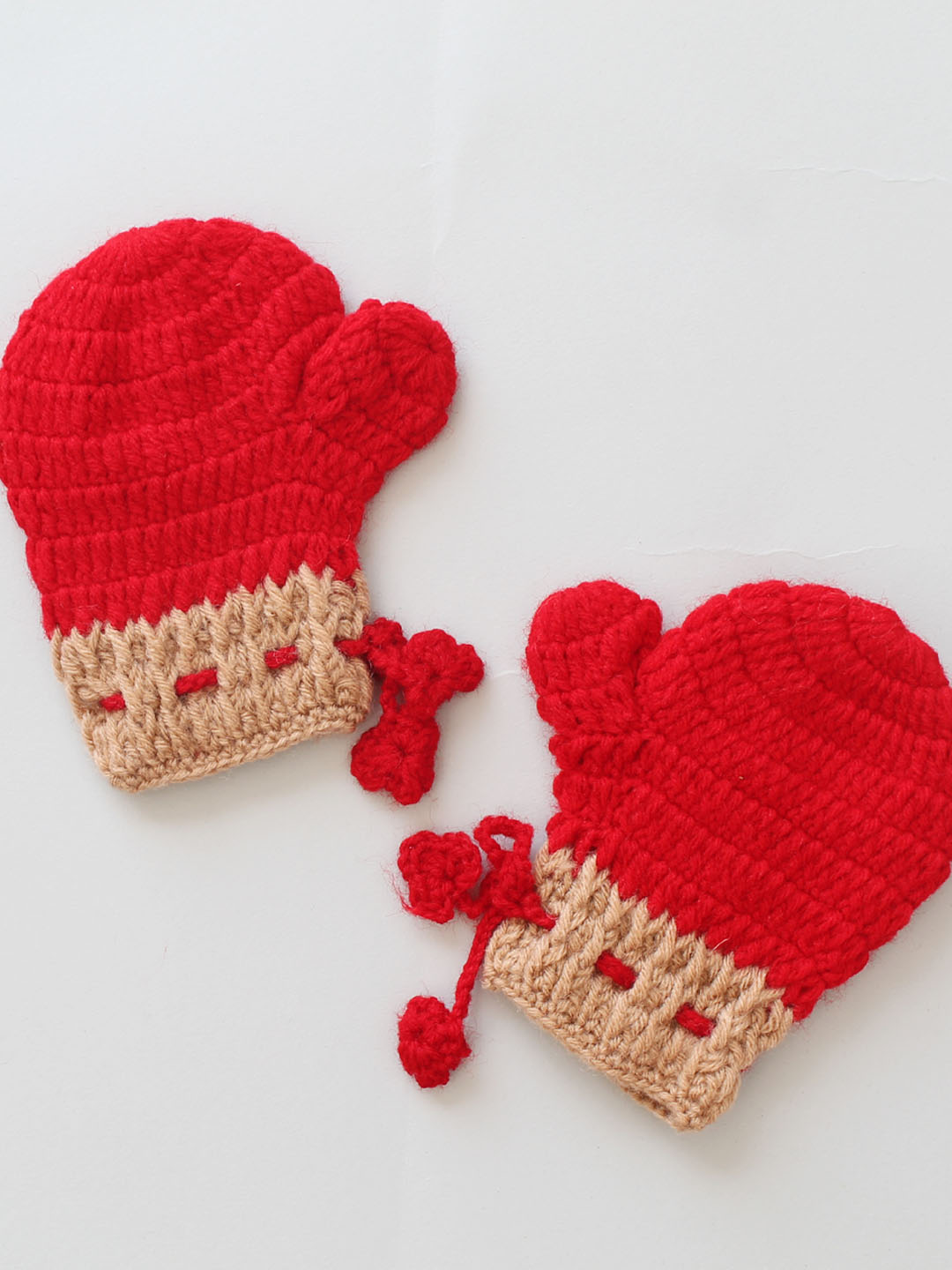 Woonie Handmade Crochet Muffler with Gloves and Cap - Red
