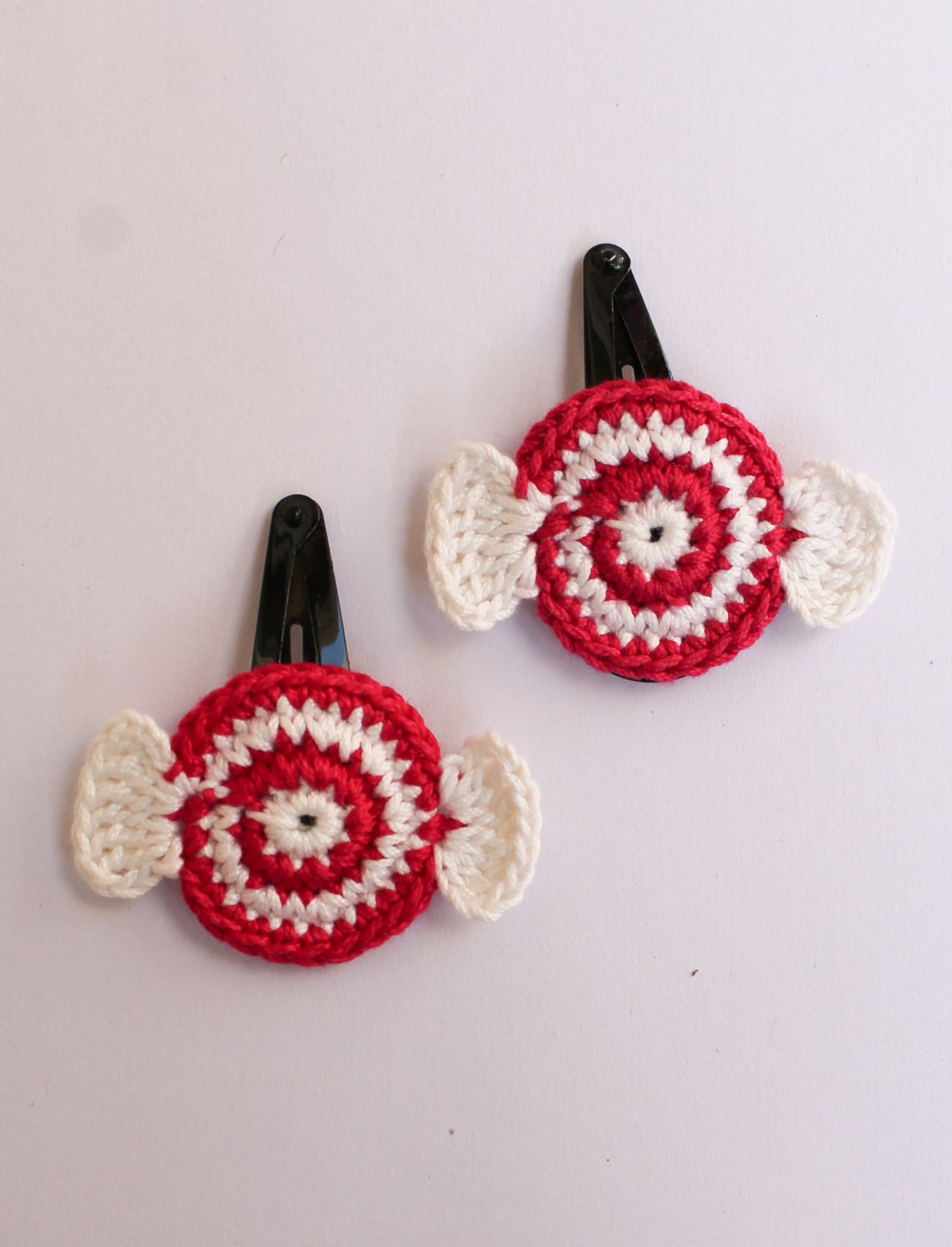 Woonie Handmade Candy Design Set of 2 Hair Clips - Red