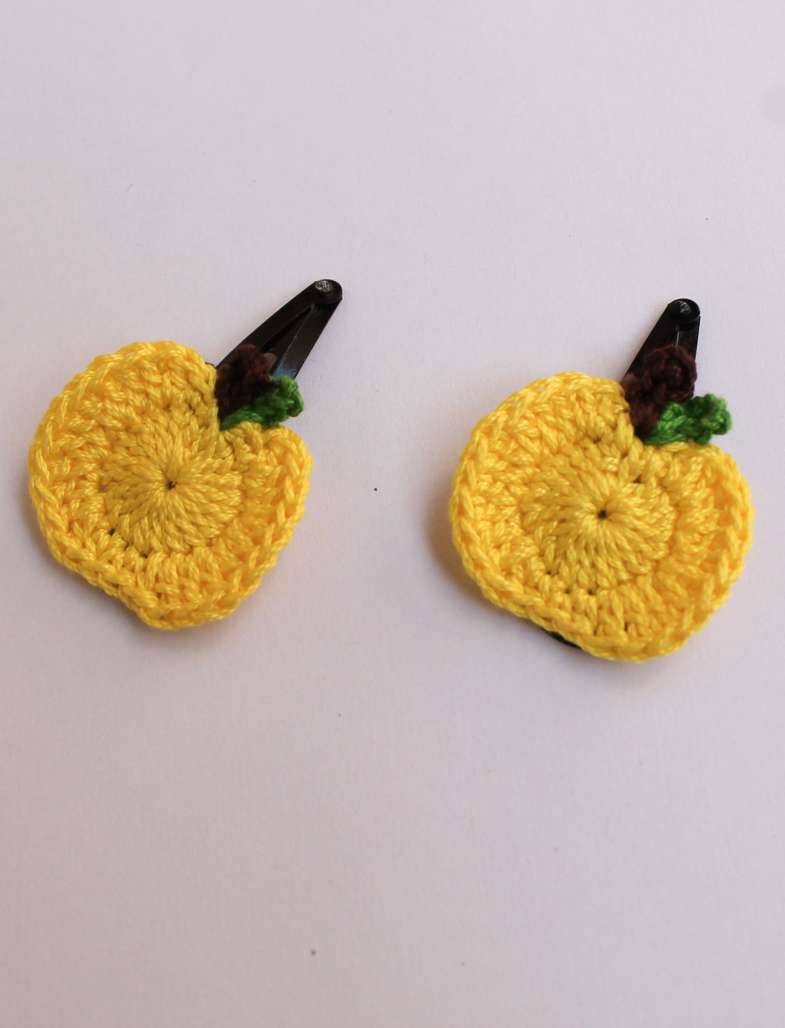 Woonie Crochet Lemon Shaped Set of 2 Hair Clips - Yellow