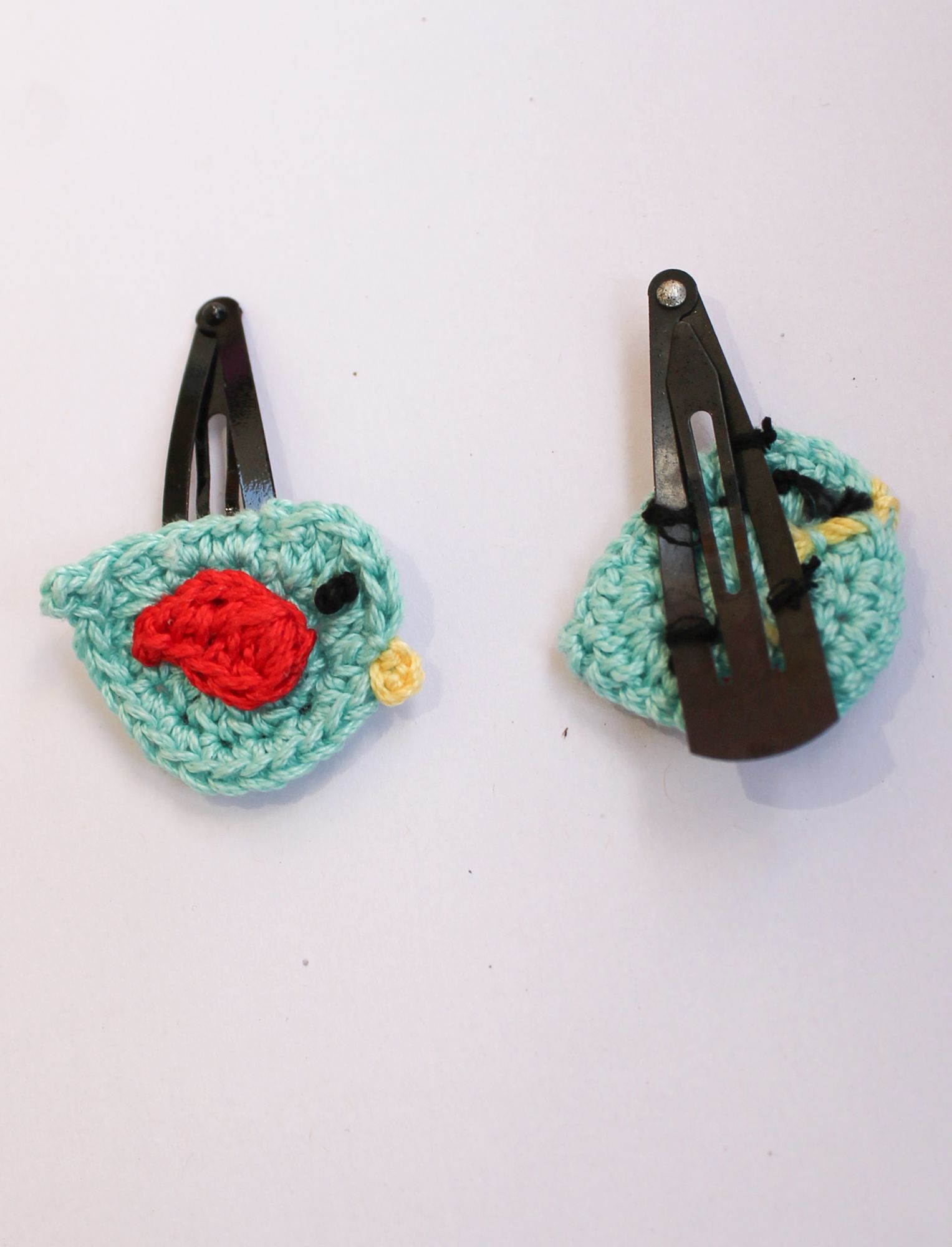 Woonie Handmade Bird Design Set of 2 Hair Clips - Blue