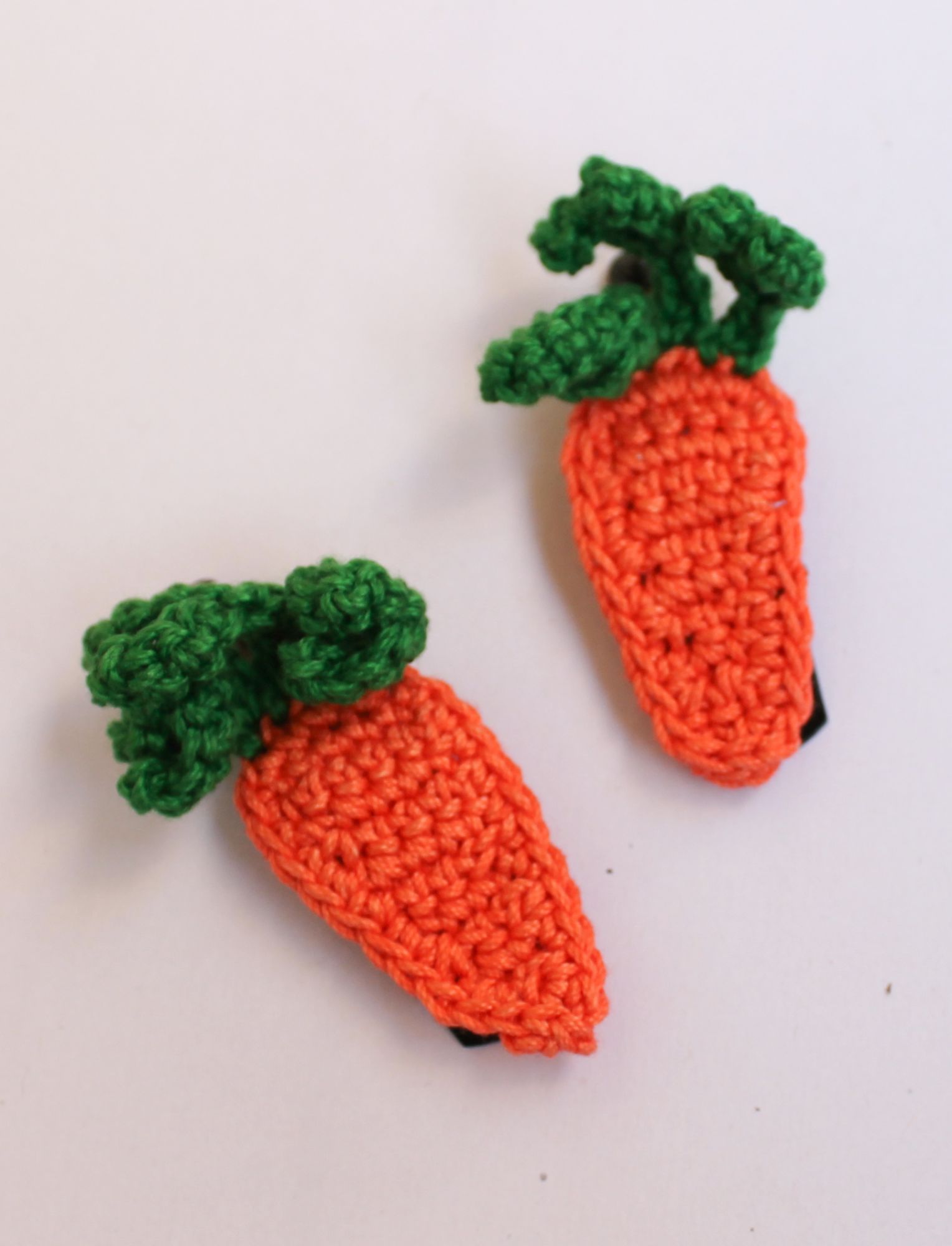 Woonie Handmade Set of 2 Carrot Hair Clips - Orange