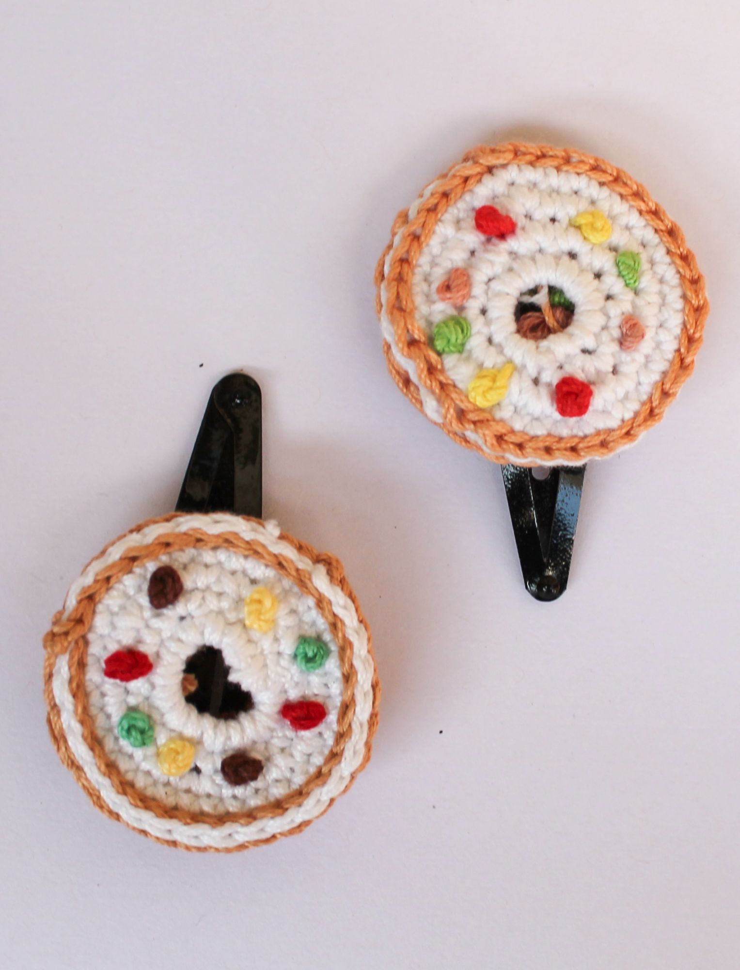 Woonie Handmade Pizza Design Set of Hair Clips - Multi Color