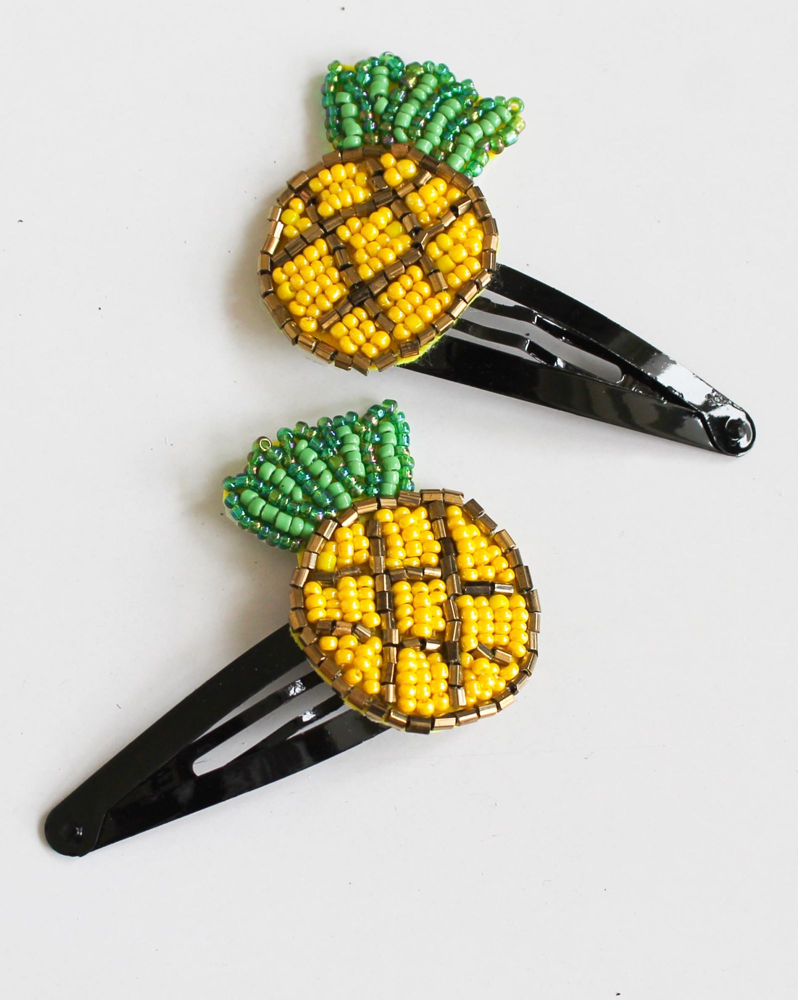 Woonie Pineapple Embellished Handmade Set of 2 Hair Clips - Yellow