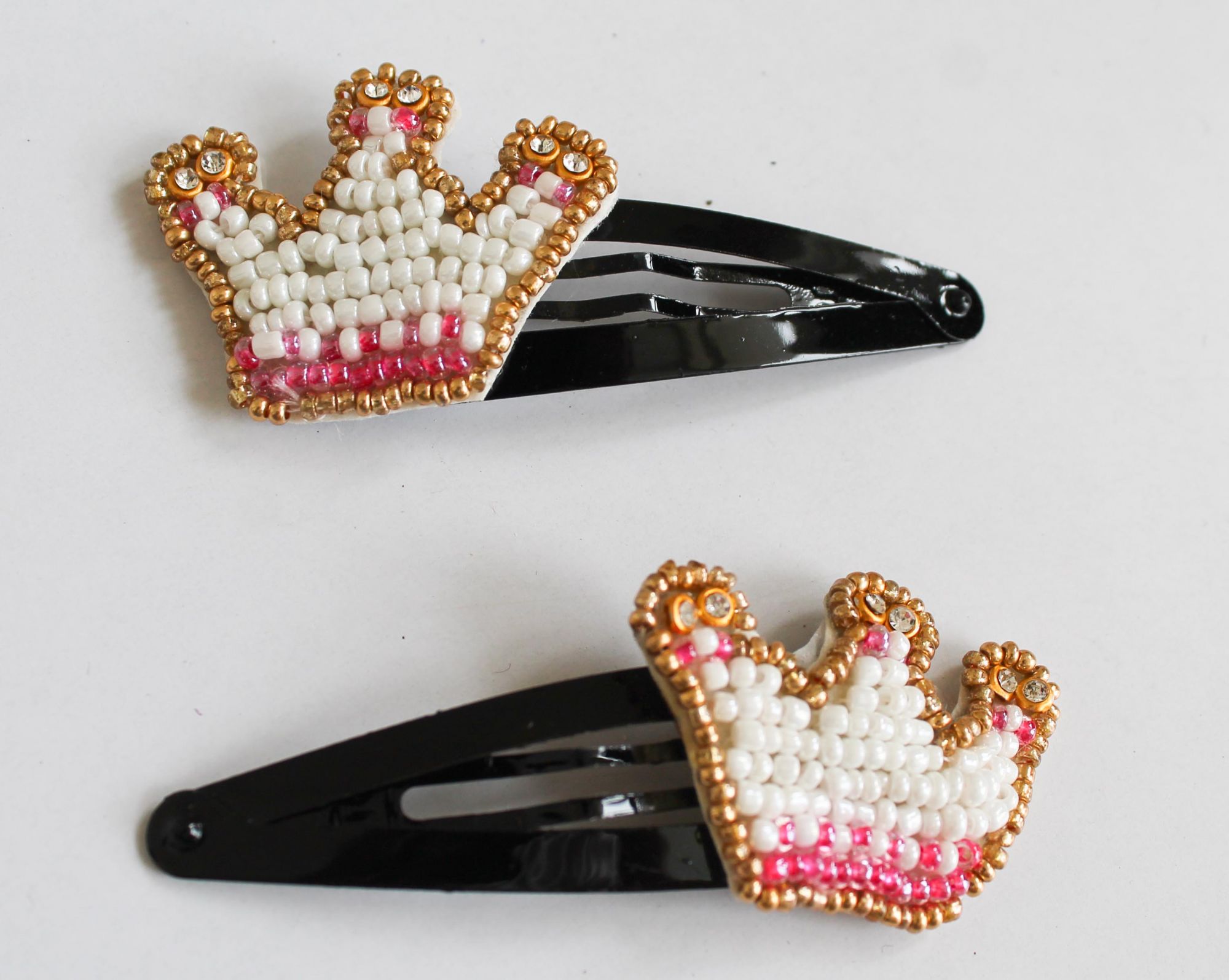 Woonie Crown Embellished Handmade Set of 2 Hair Clips - White