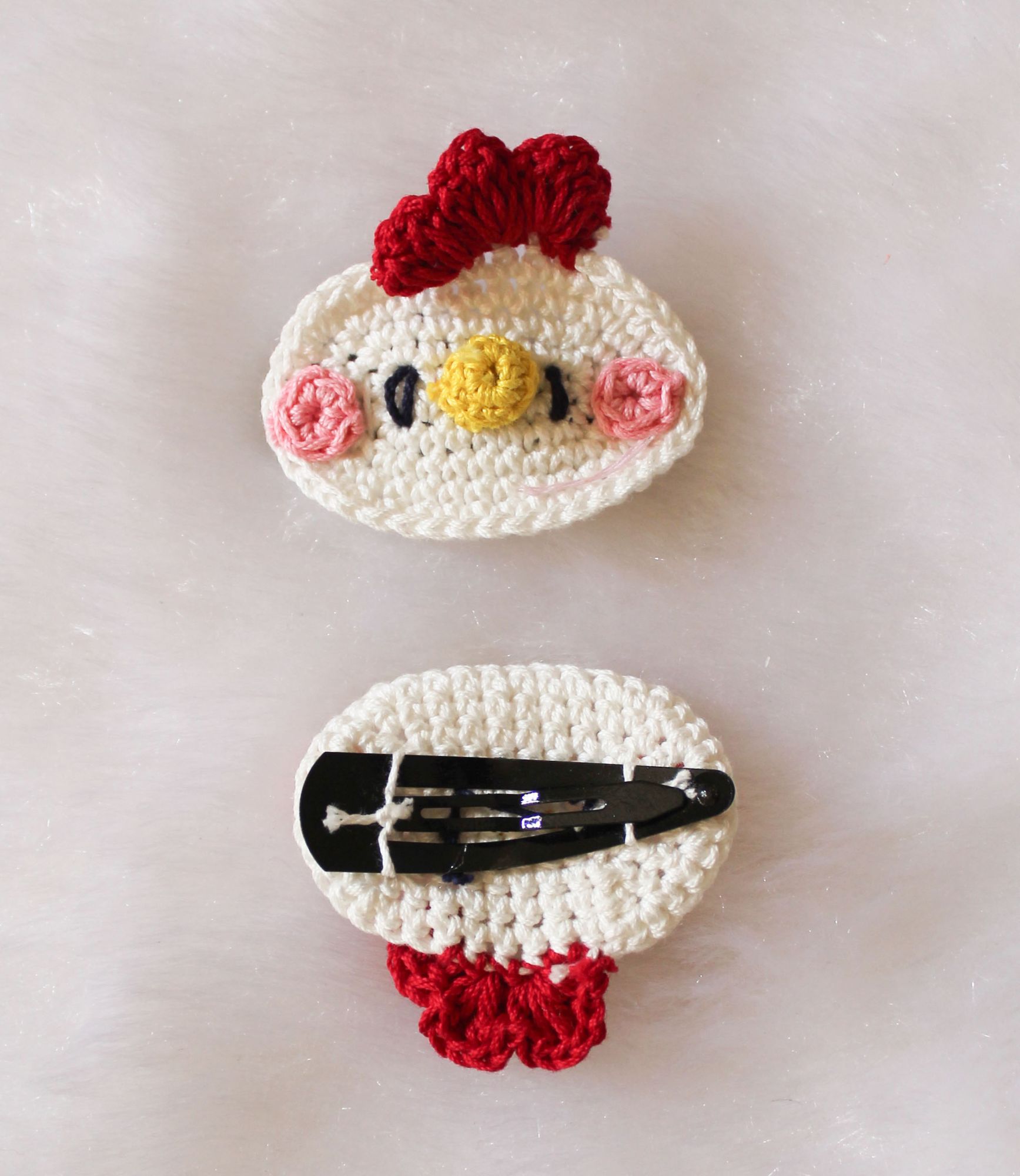 Woonie Handmade Hen Face Detailing Set of 2 Clips - White