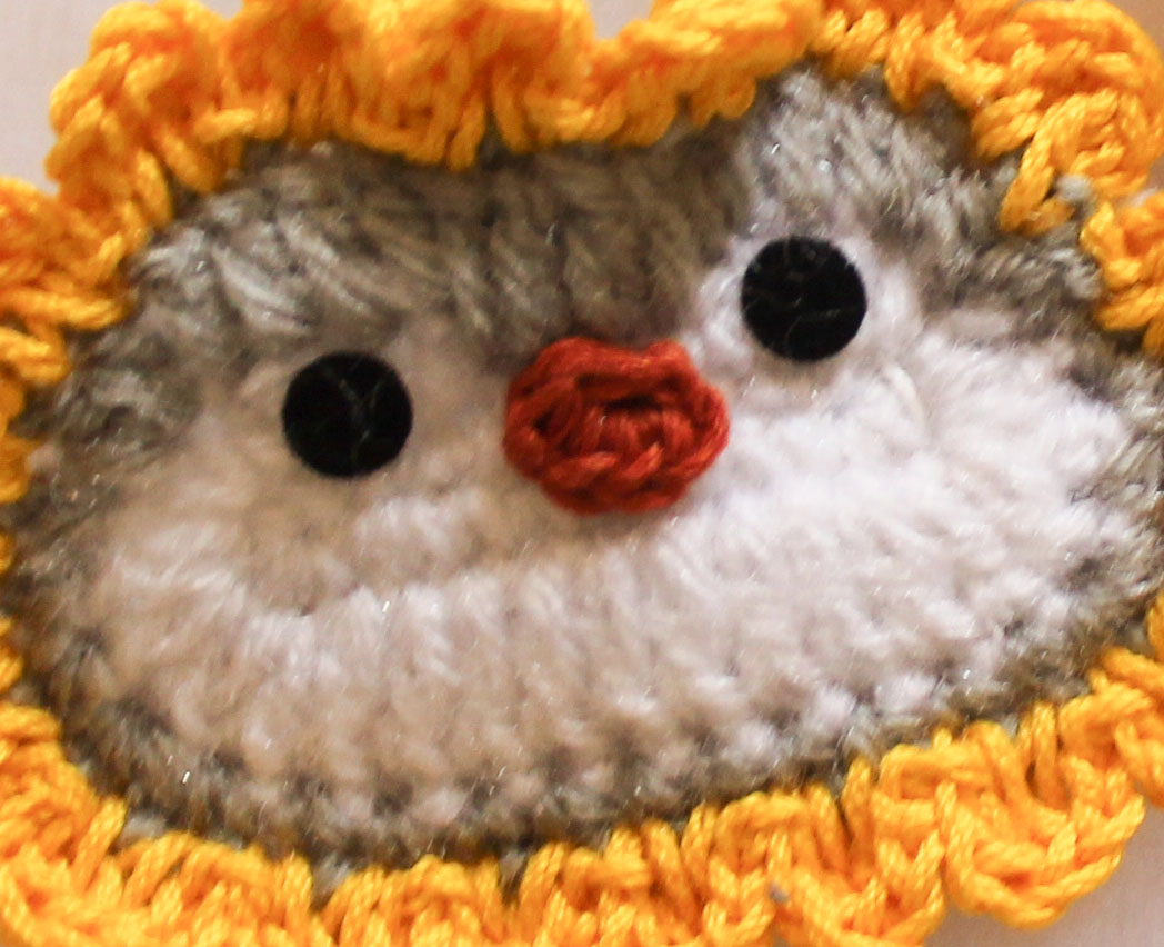 Woonie Crochet Chick Face Detailing Set of 2 Clips- White & Yellow