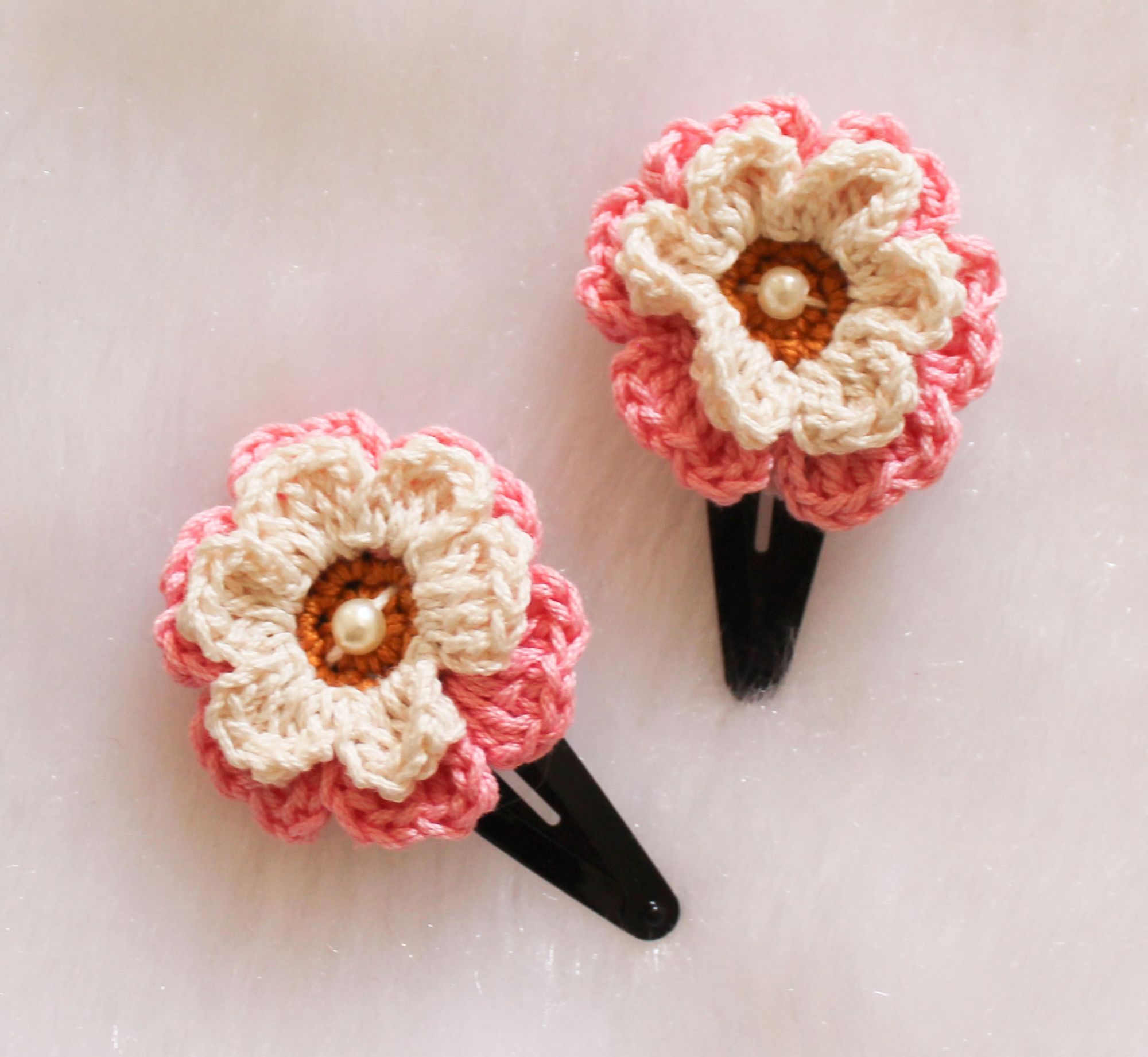 Woonie Handmade Pearl Detailing Set of 2 Floral Hair Clips- Cream & Peach