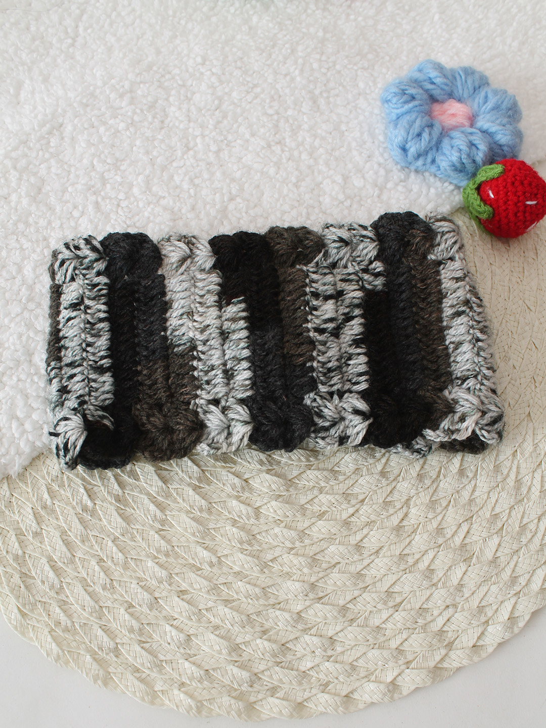 Woonie Crochet Headband - Multicolor