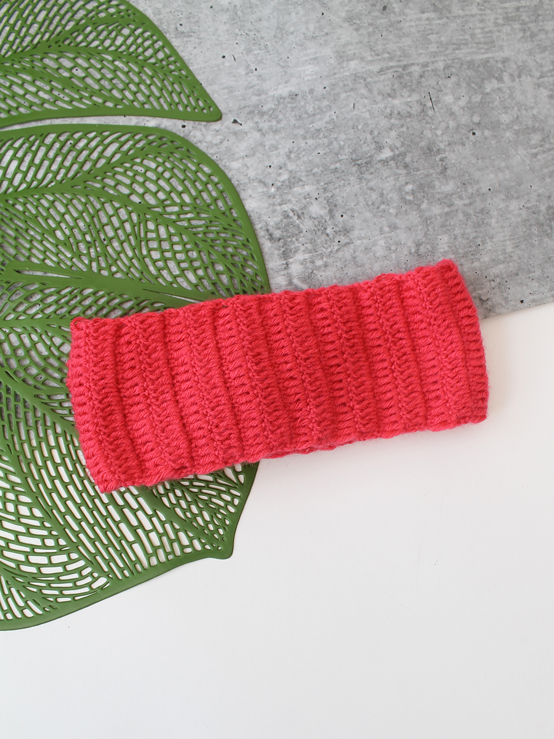 Woonie Floral Applique Detailed Hand Knitted Headband - Coral