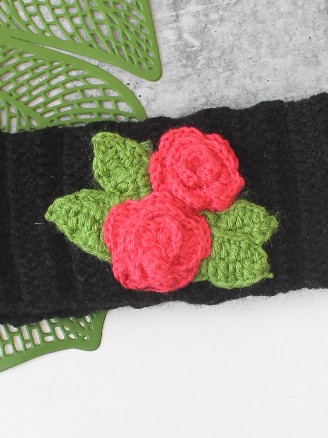 Woonie Floral Applique Detailed Hand Knitted Headband - Black