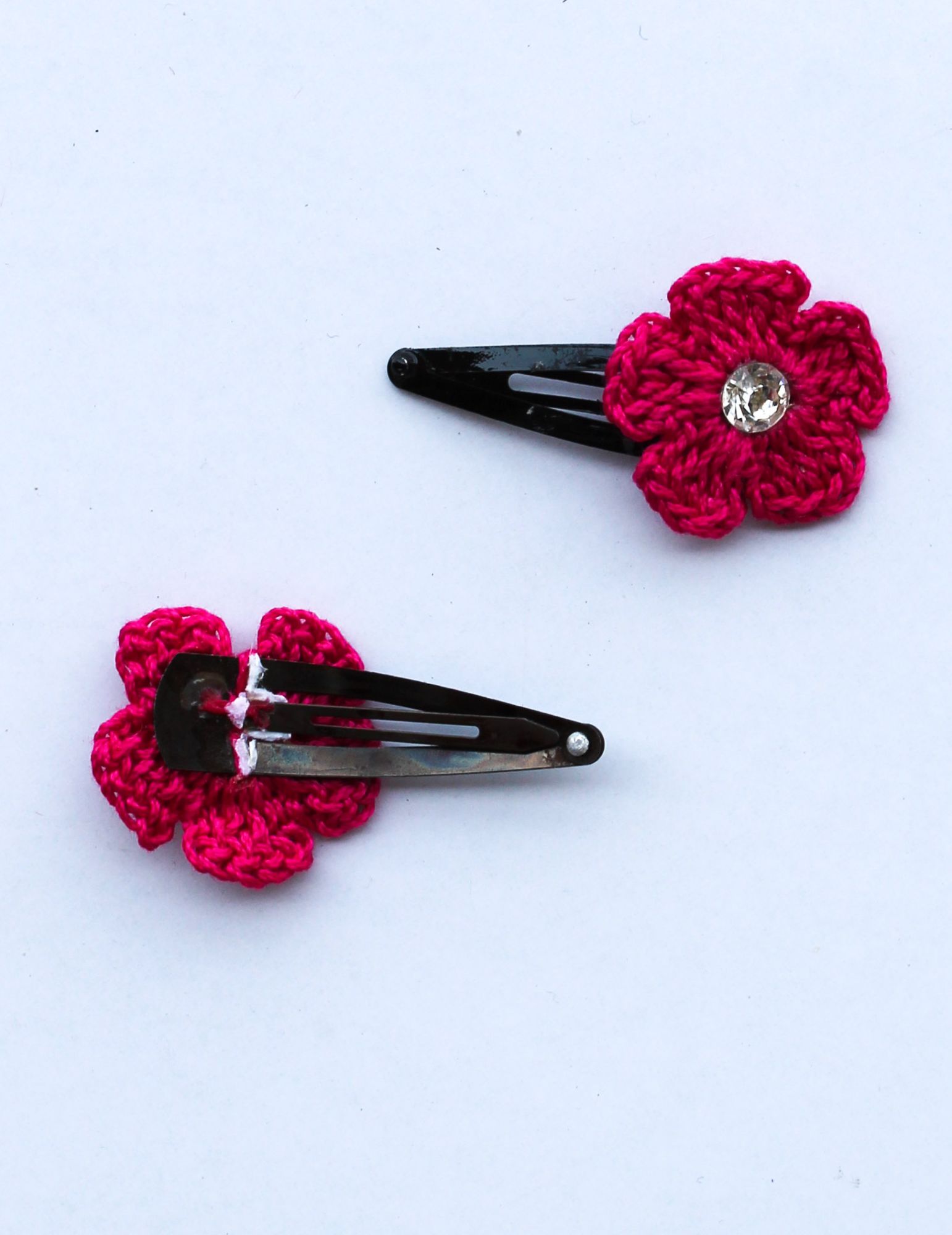 Handmade Crochet Big Stone Tic Tac Hair Pins for girls - Pink Woonie