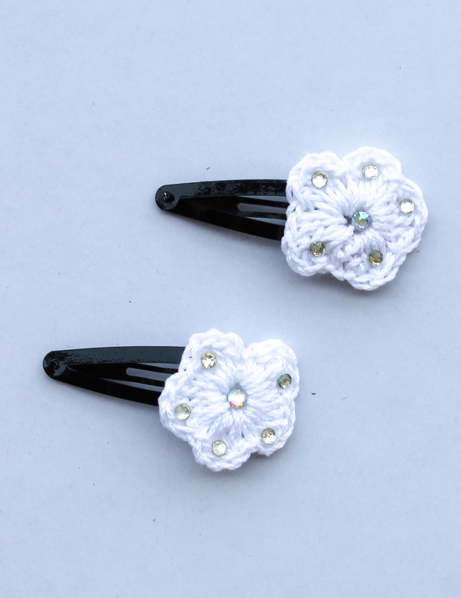 Handmade Crochet Stone Tic Tac Hair Pins for girls - White Woonie