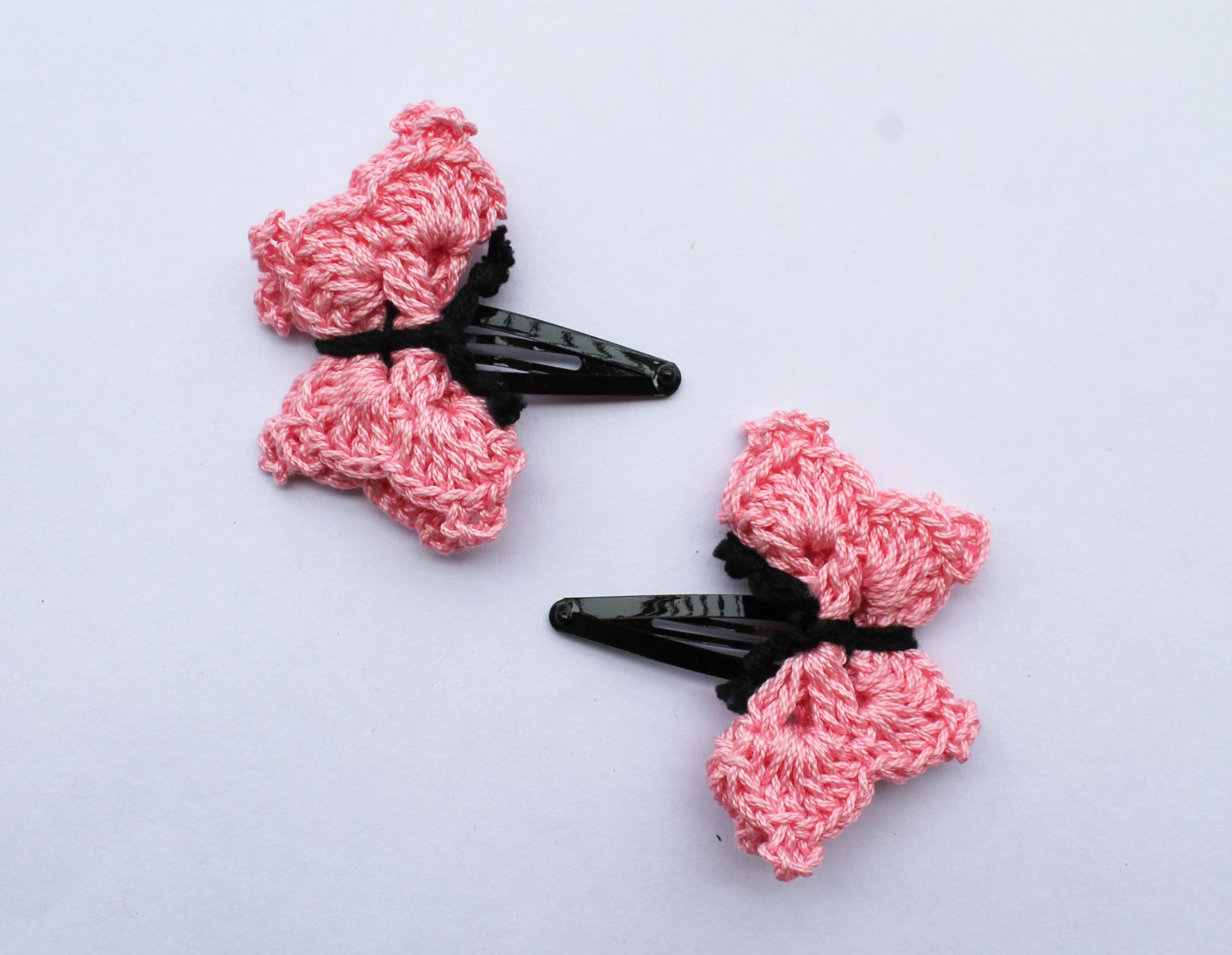 Handmade Crochet Butterfly Tic Tac Hair Pins for Girls - Pink Woonie