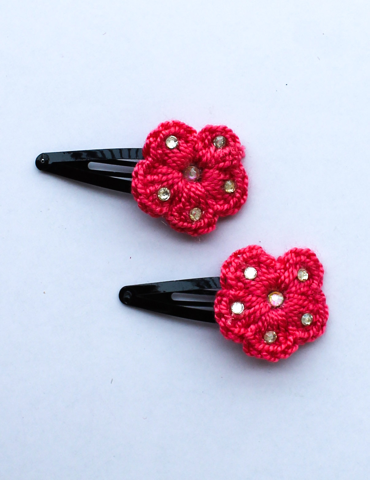 Handmade Crochet Stone Tic Tac Hair Pins for girls - Fuchsia Woonie