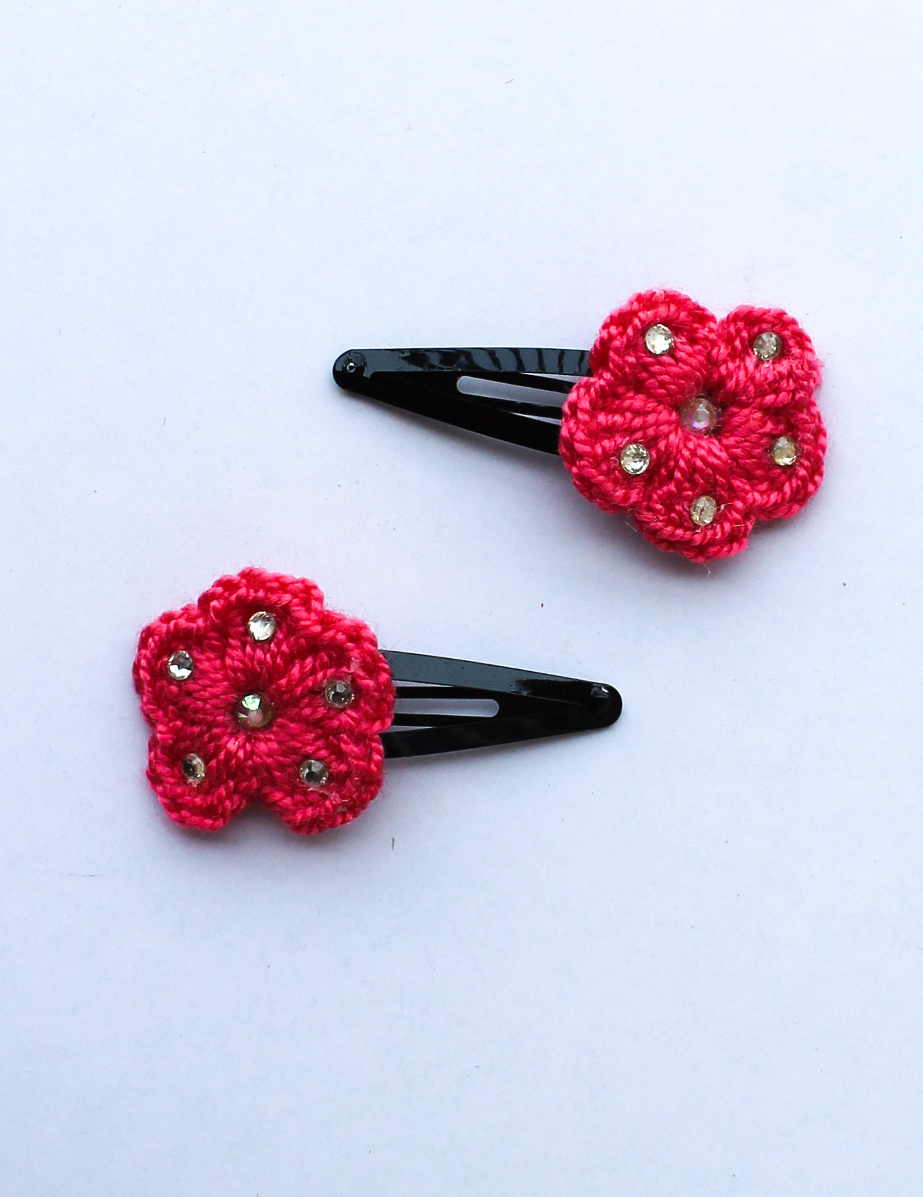 Handmade Crochet Stone Tic Tac Hair Pins for girls - Fuchsia Woonie